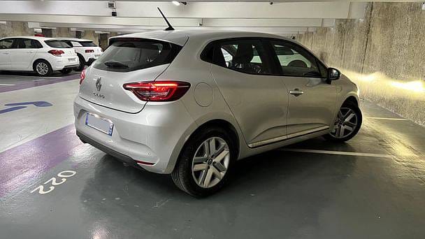 Renault Clio avec GPS
