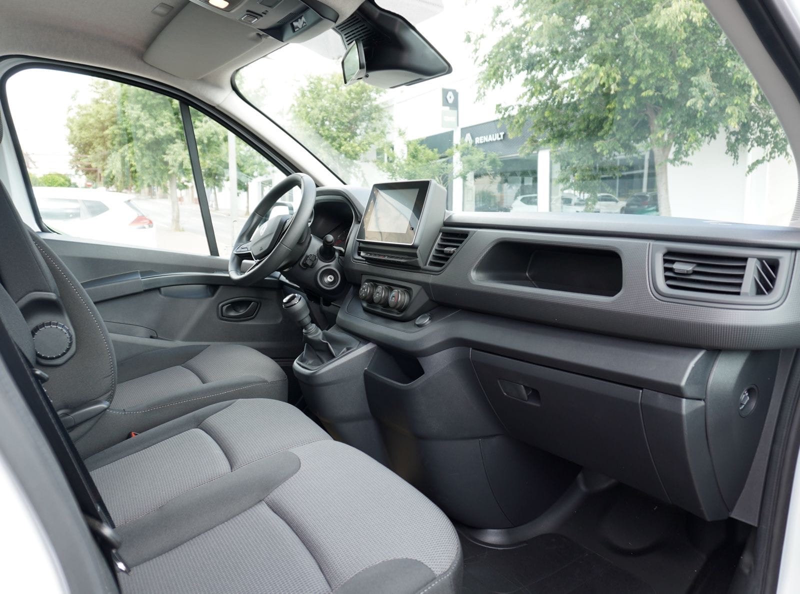 Renault Trafic Passenger mit Tempomat