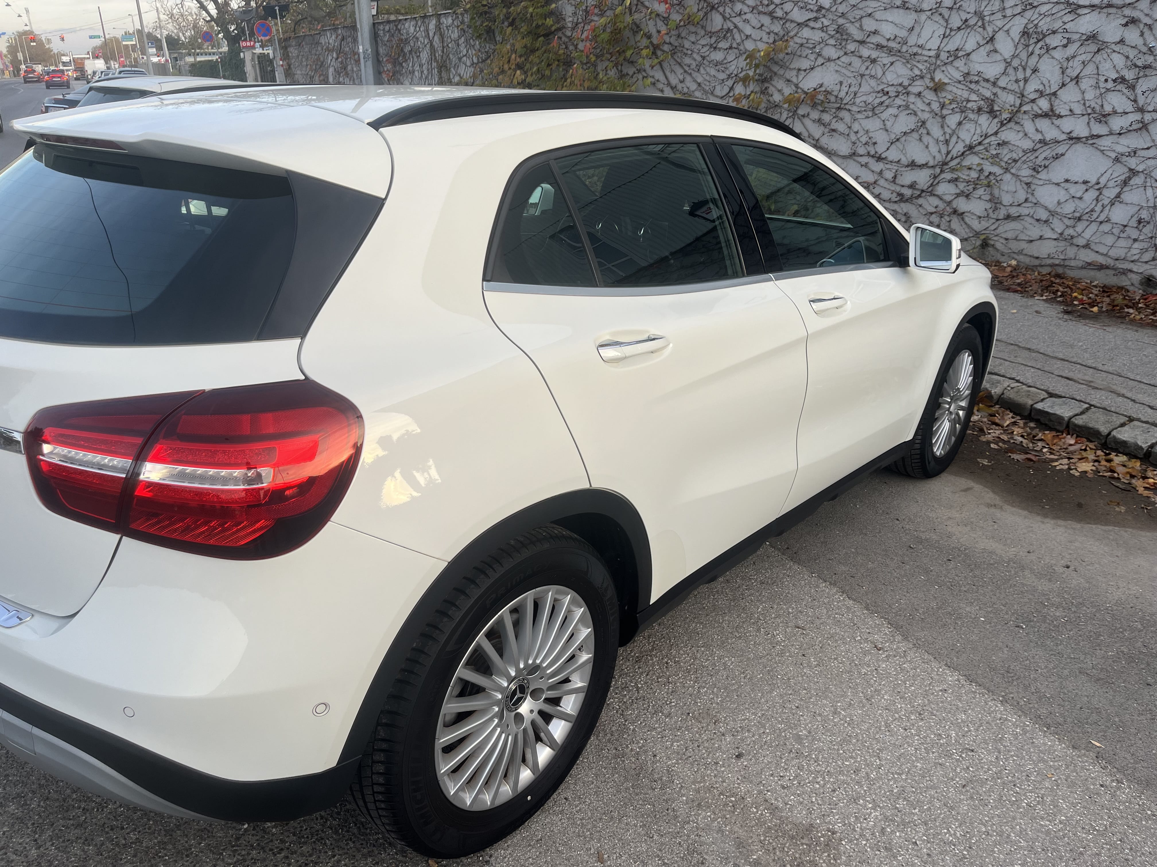 Mercedes-Benz GLA-Klasse mit Navigationsgerät