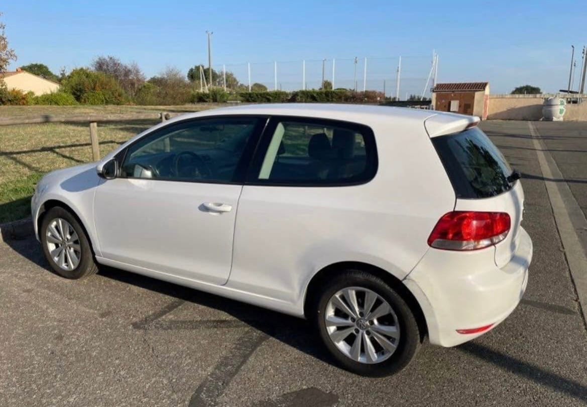 Volkswagen Golf avec Climatisation