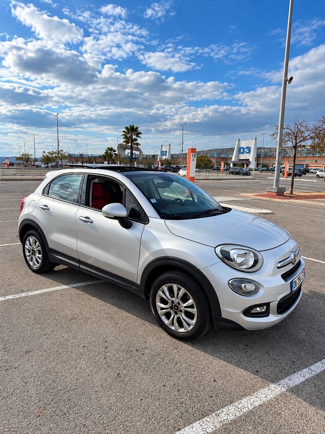 Fiat 500 X with Baby seat