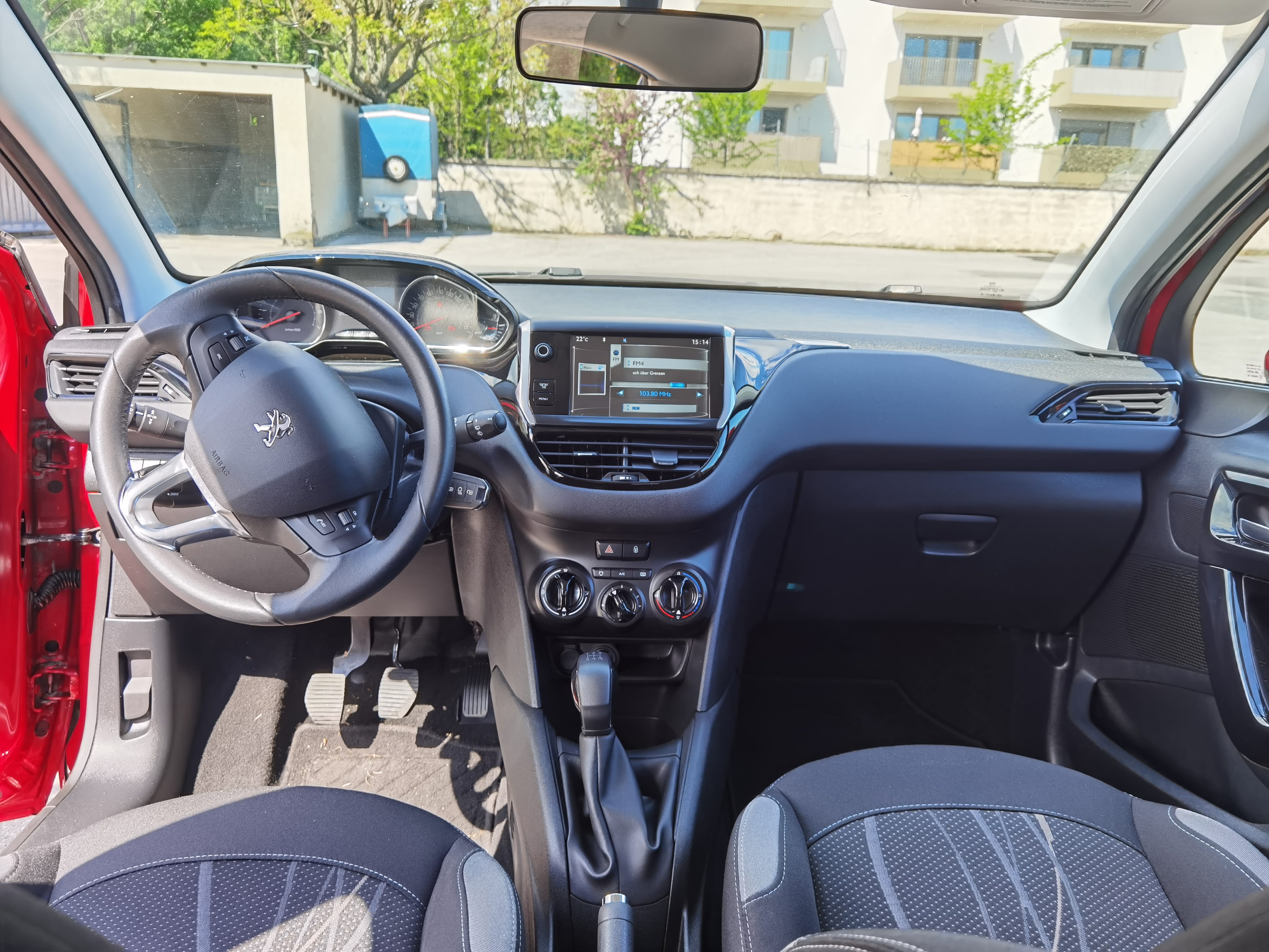 Peugeot 208 mit Audio-/iPod-Zugang