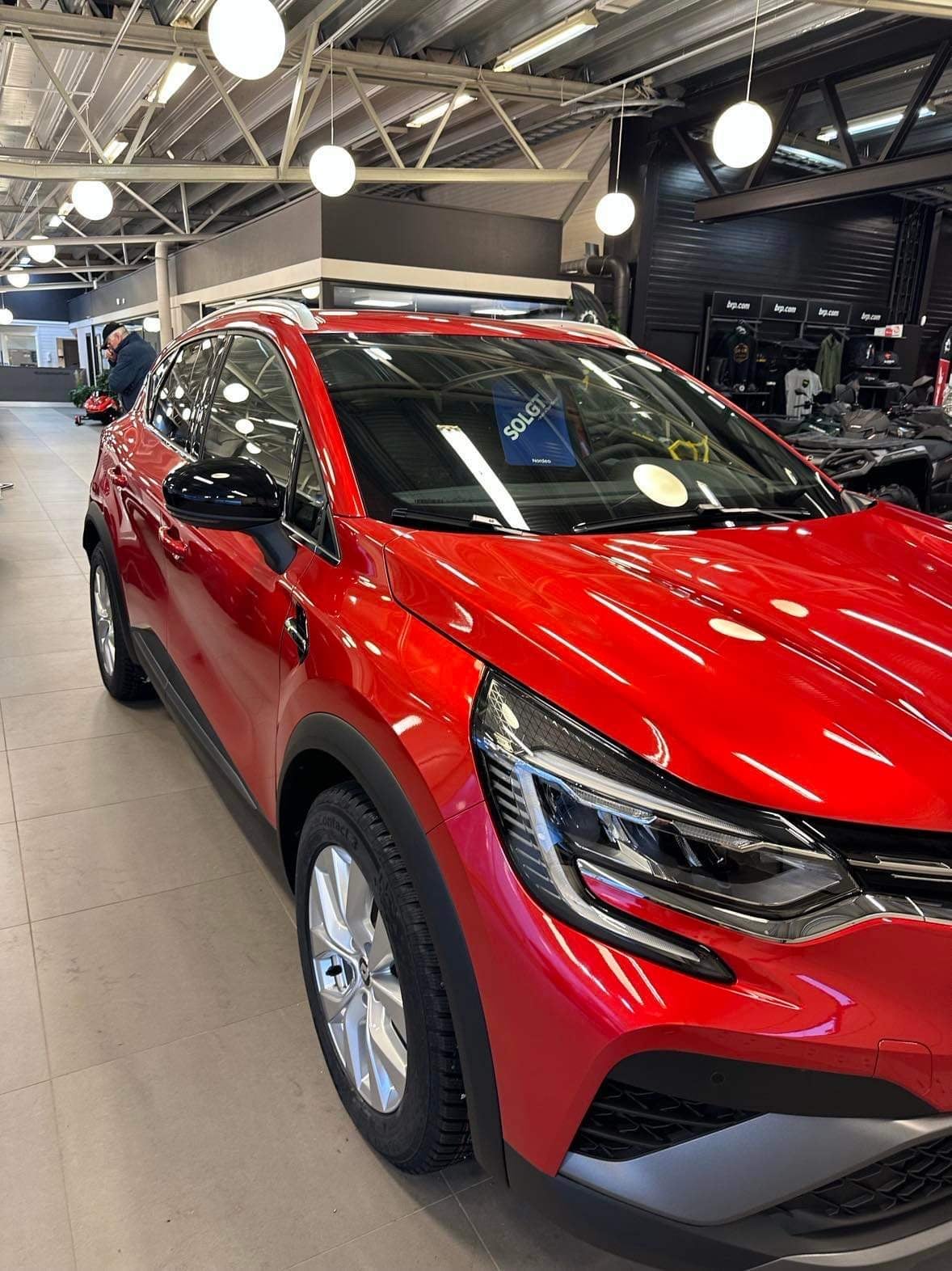 Renault Captur, 2023, Blyfri 95 / Elektrisk (hybrid), automatisk