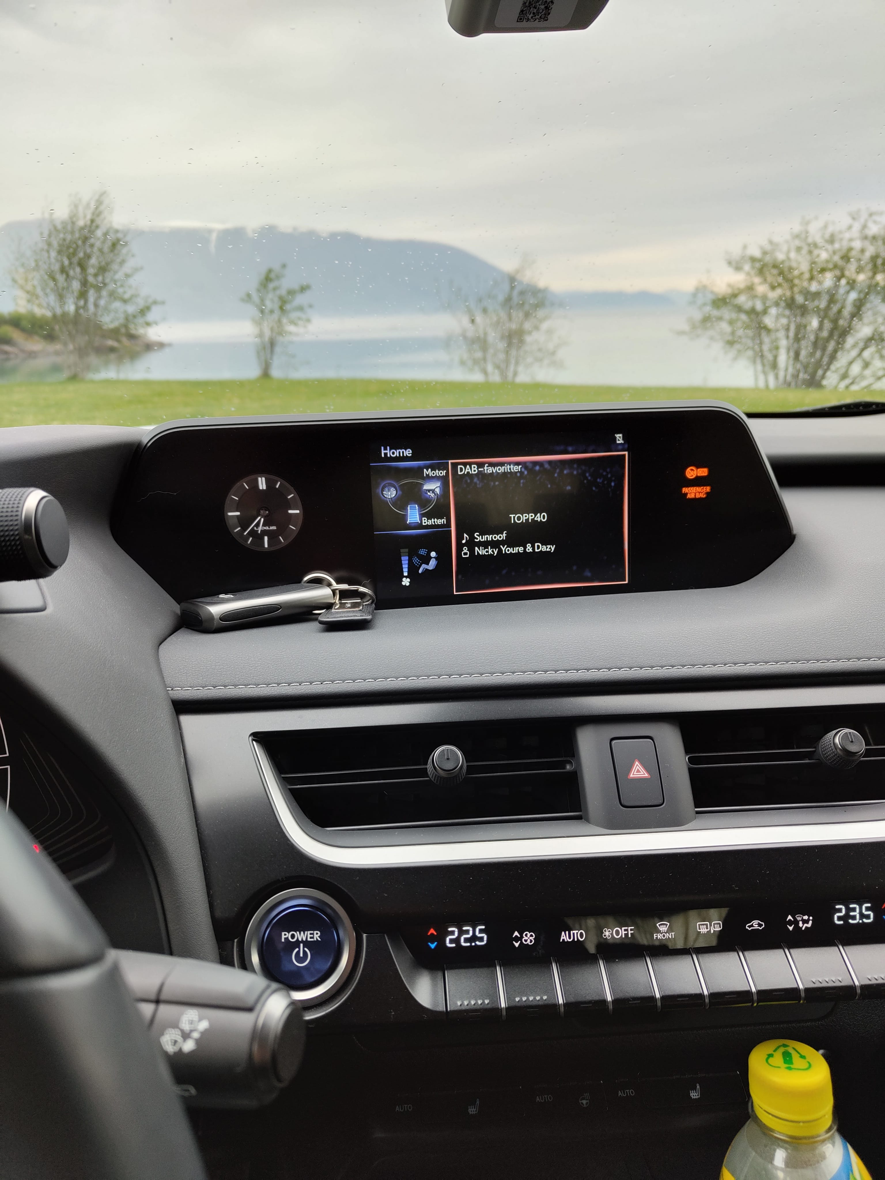 Lexus UX med Apple CarPlay