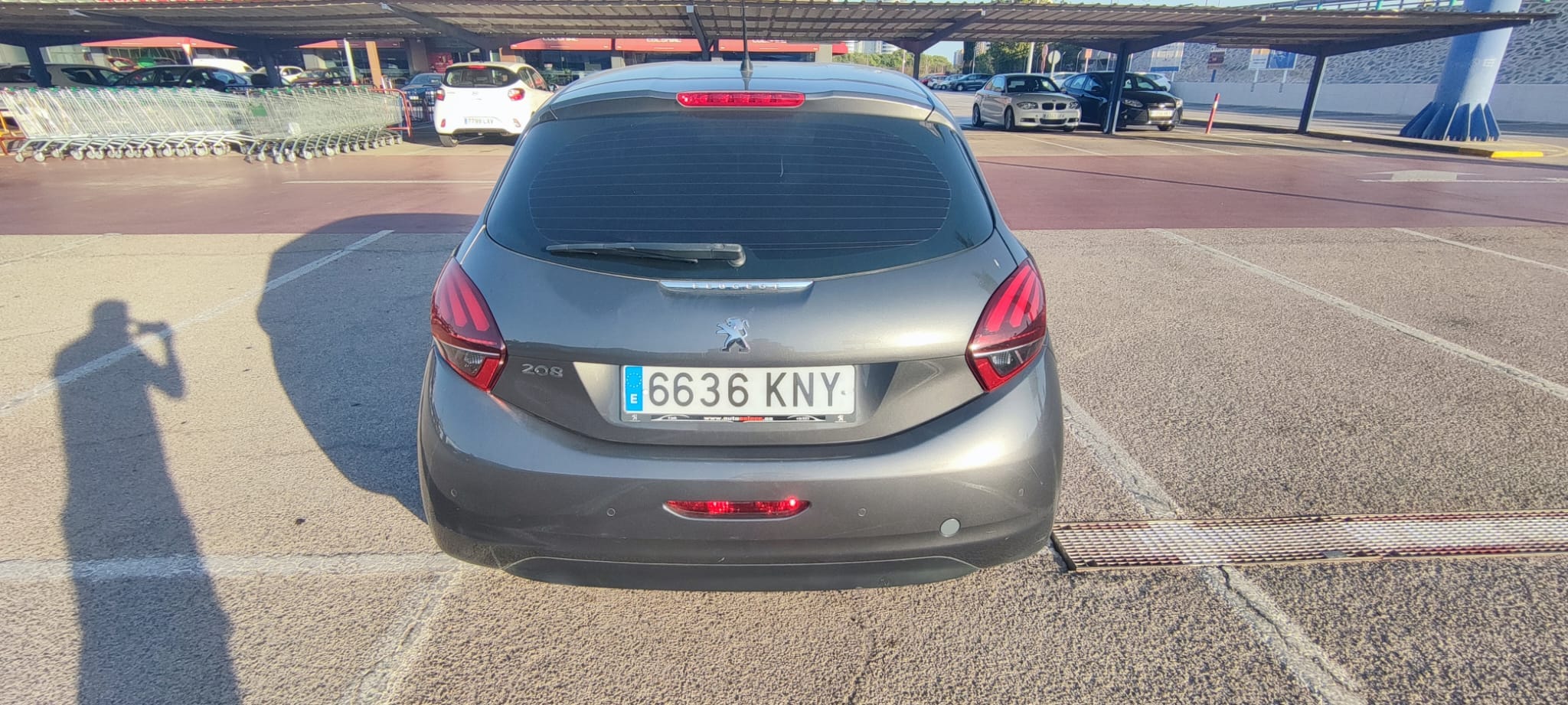 Peugeot 208 con GPS