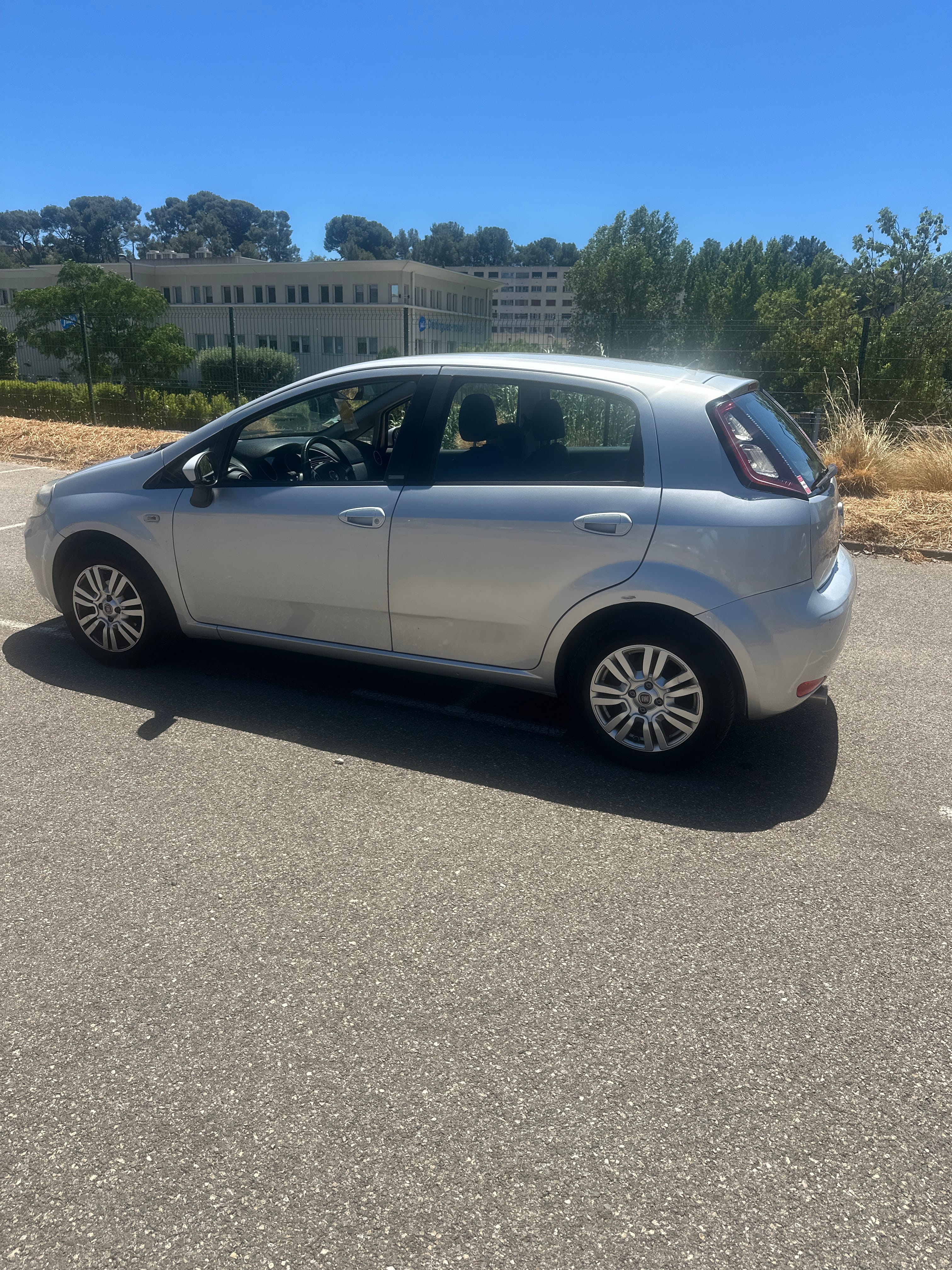 Fiat Punto avec Climatisation