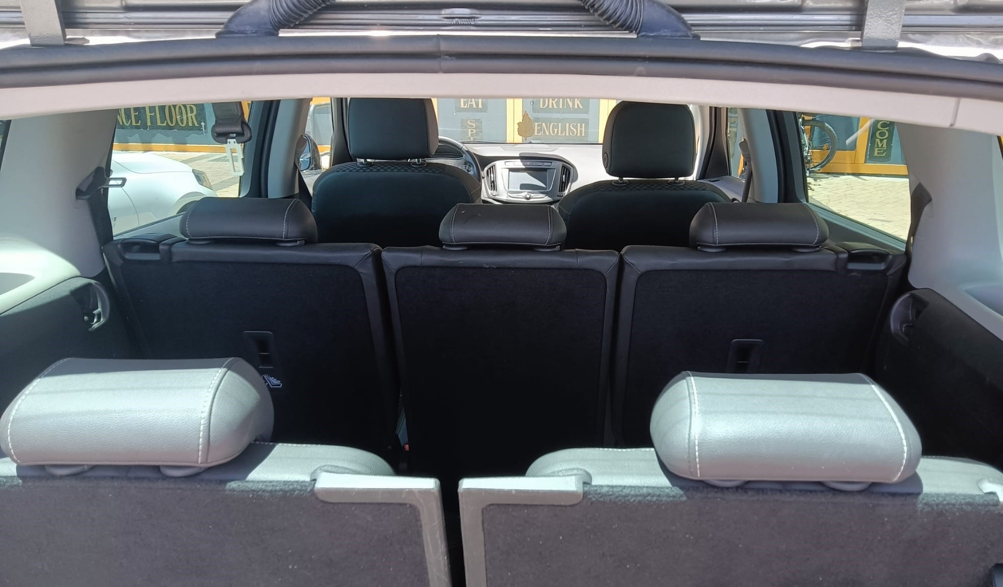 Opel Zafira 1.4 med Bluetooth audio