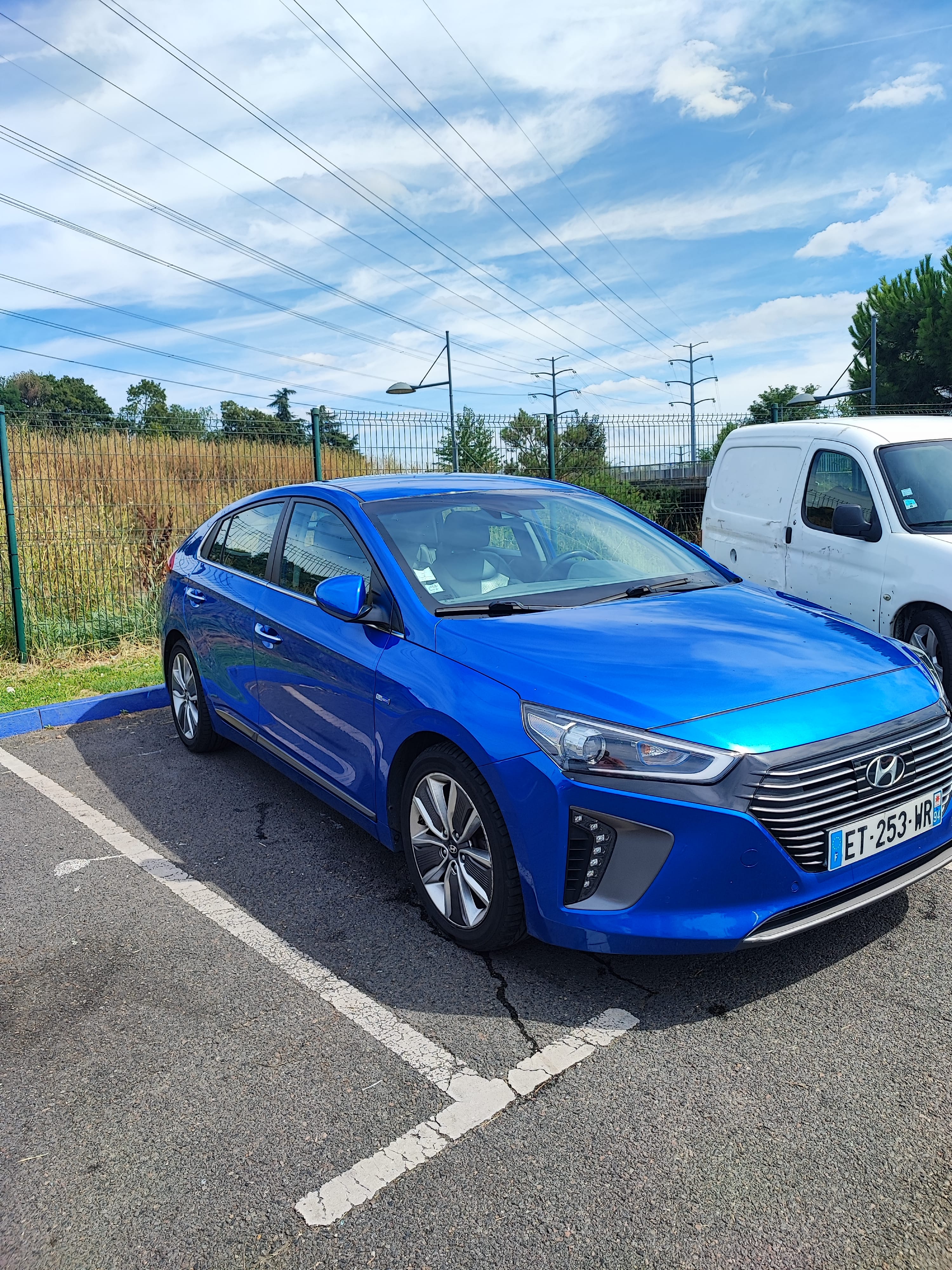Hyundai Ioniq avec Climatisation