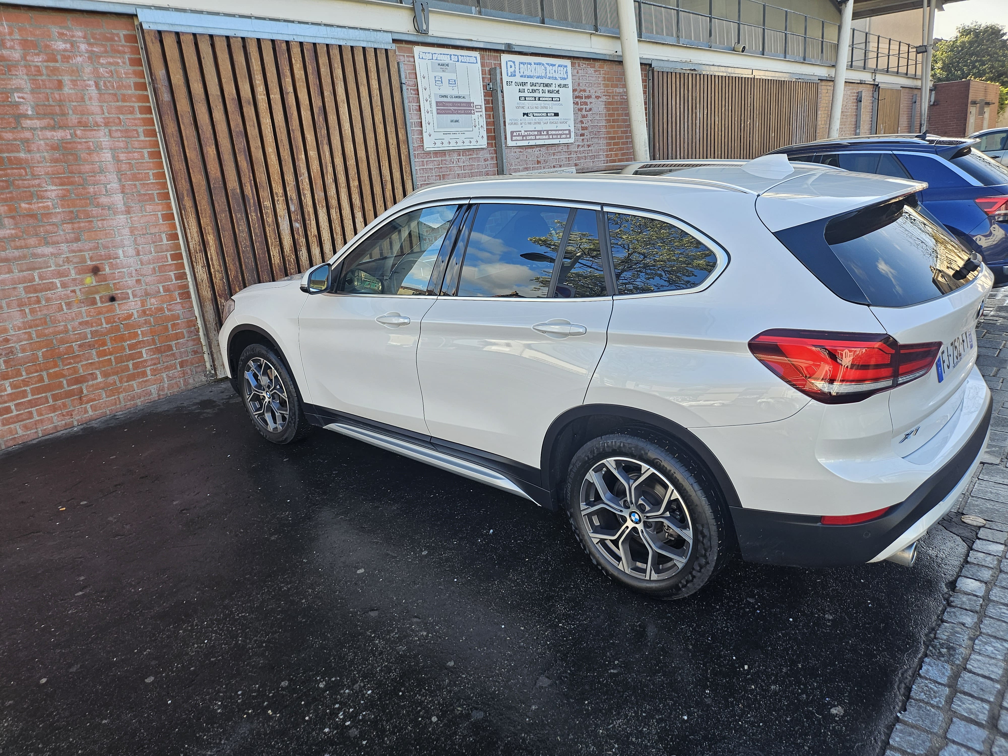 BMW X1 xDrive18d avec GPS