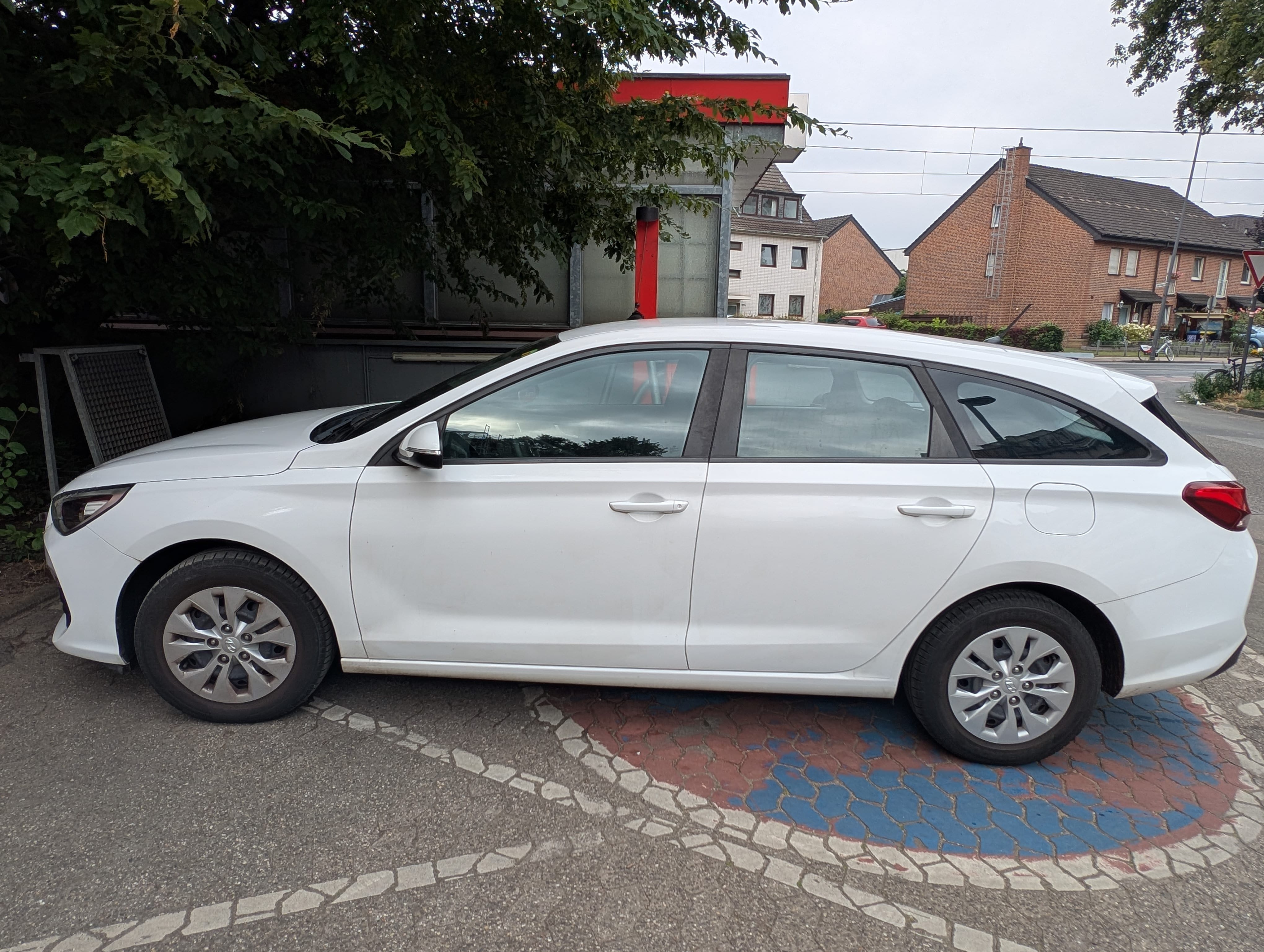 Hyundai i30 Kombi | 1.4 MPI | E10 | con Aire acondicionado