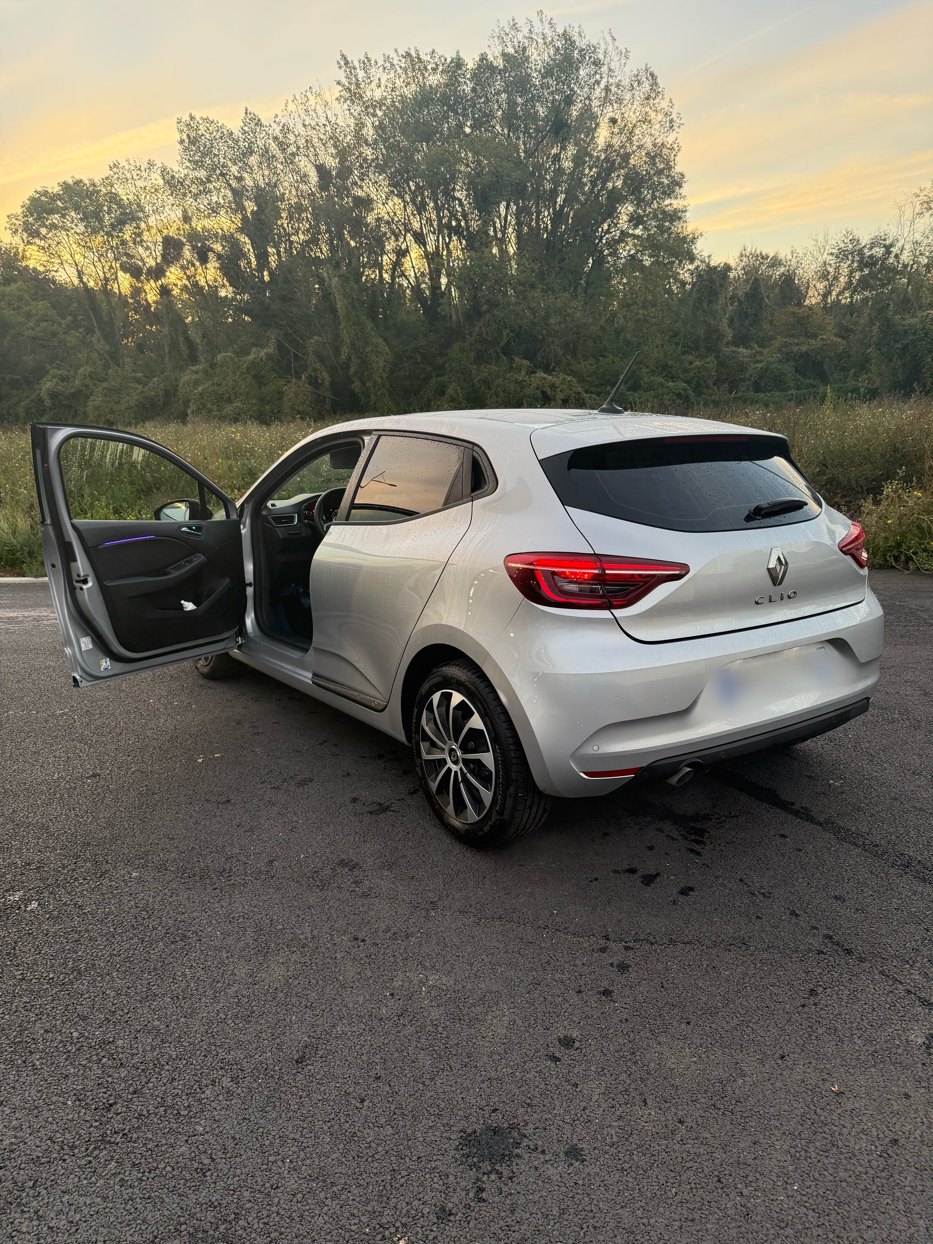 Renault Clio avec GPS