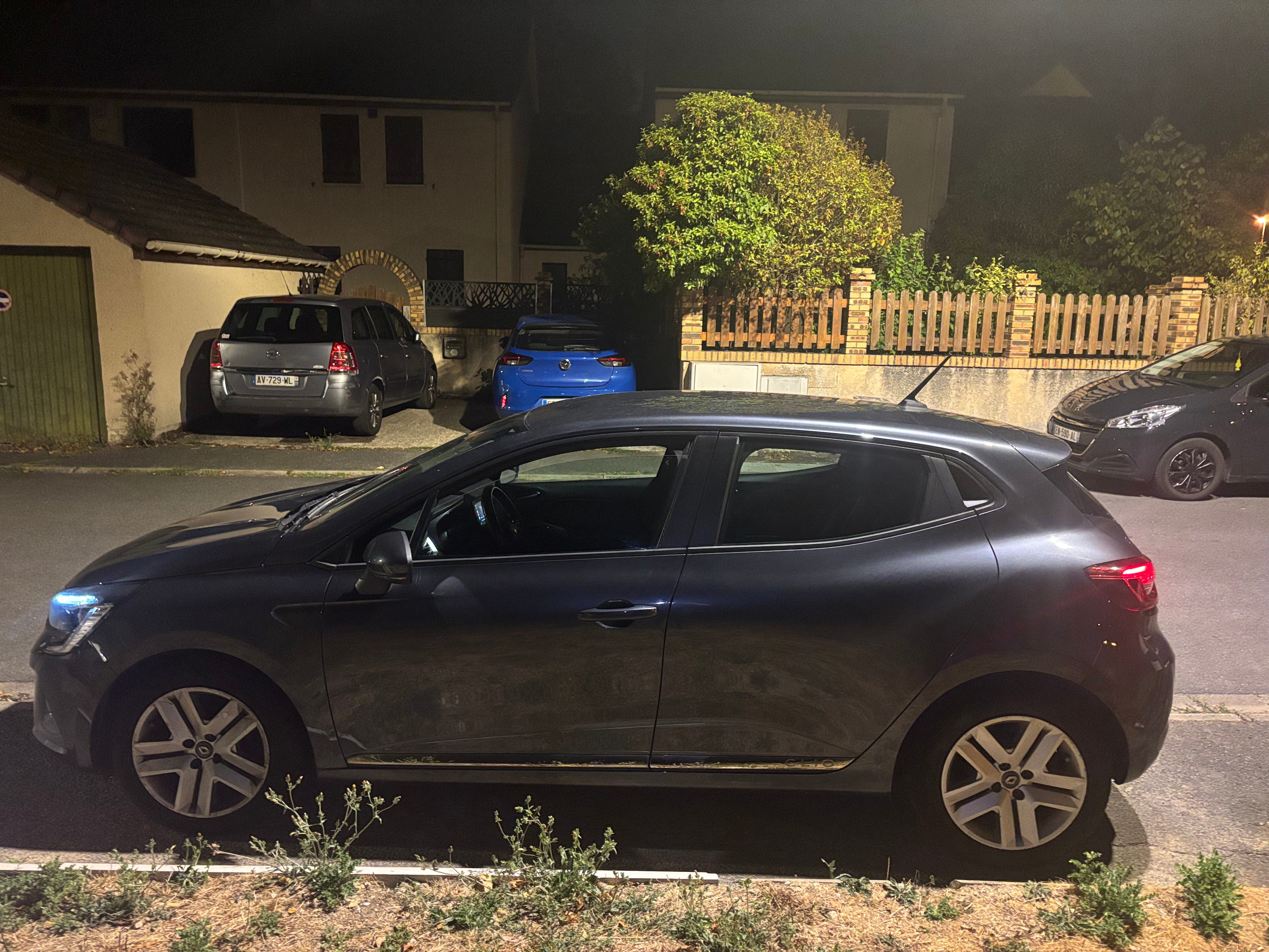 Renault Clio, 2022, Essence 95