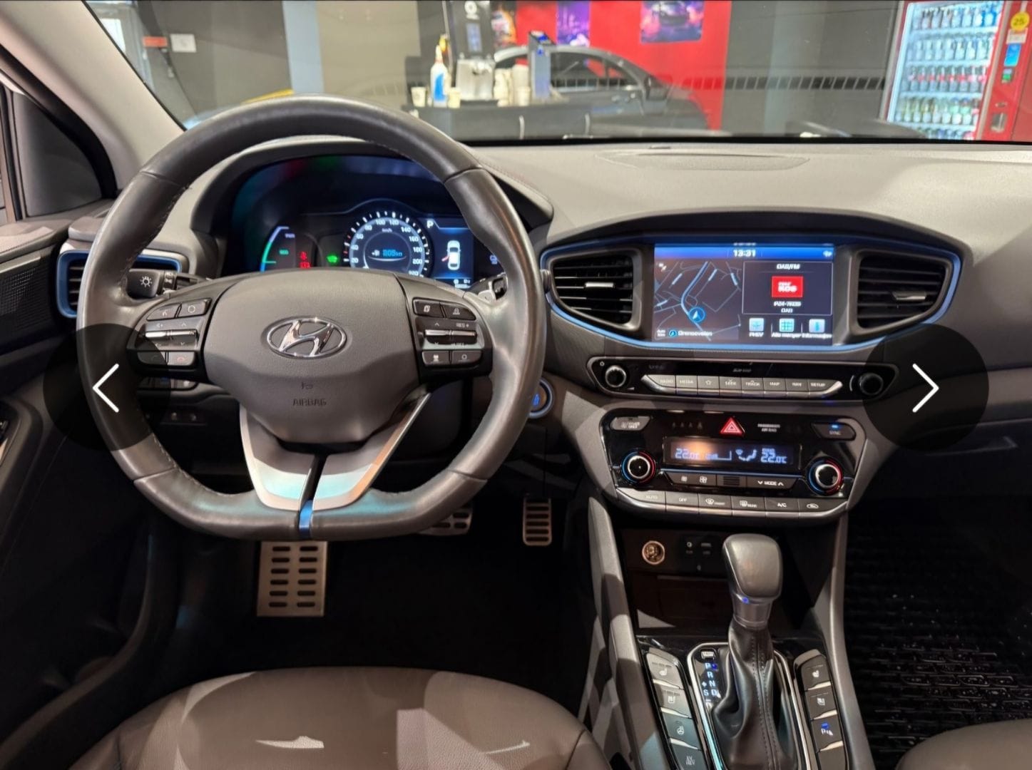 Hyundai Ioniq med GPS