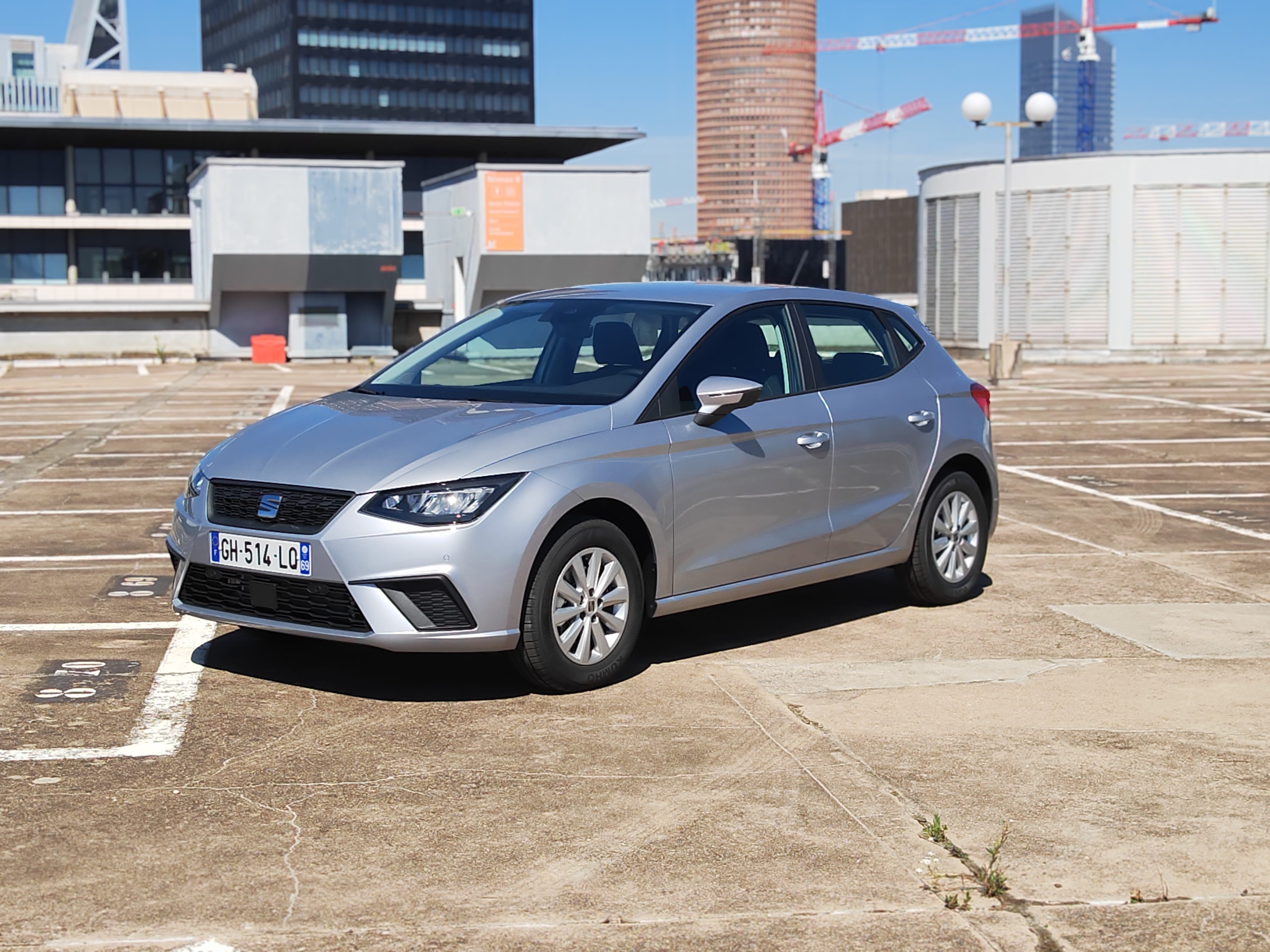 Seat Ibiza, 2022, Essence 98, automatique