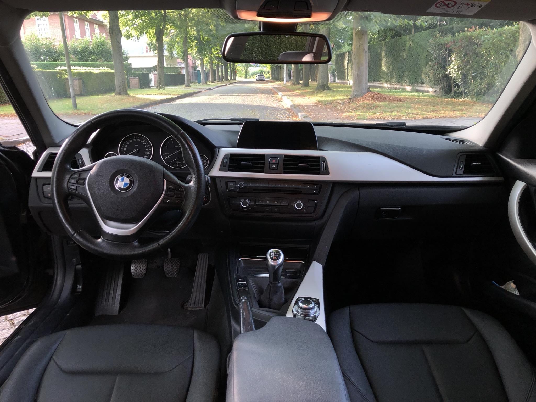 BMW Reeks 3 Touring met Cruise control