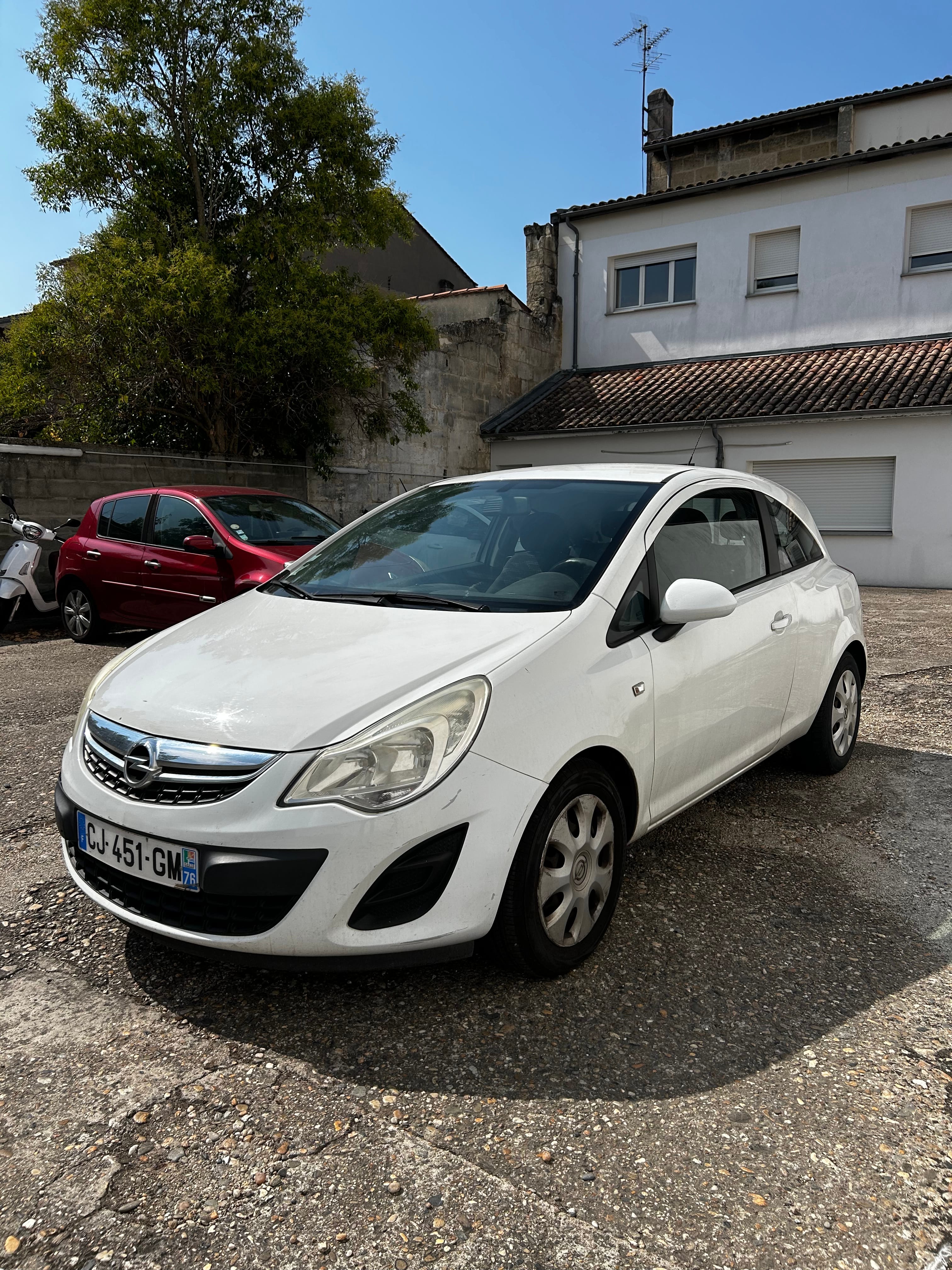 Opel Corsa, 2012, Essence 95