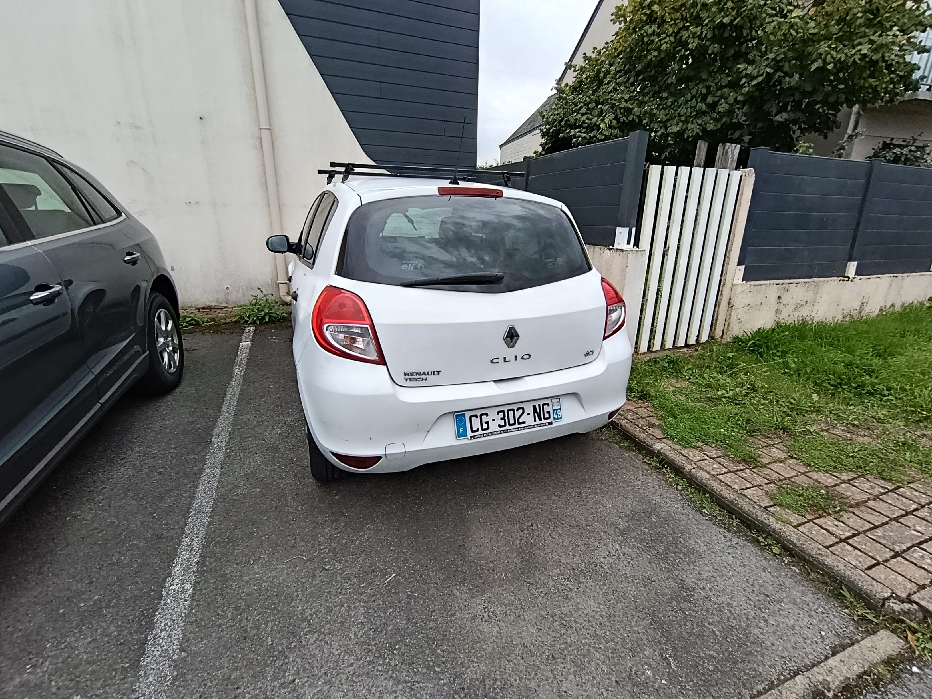 Renault Clio 1.6 DCI avec Audio Bluetooth