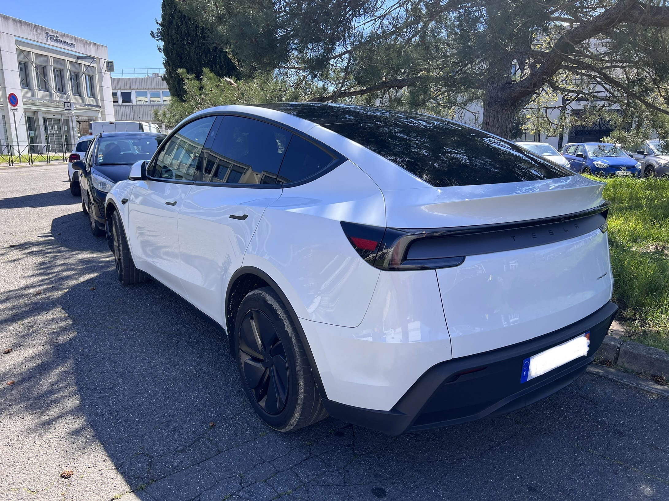 Tesla Model Y Long Range avec Caméra de recul