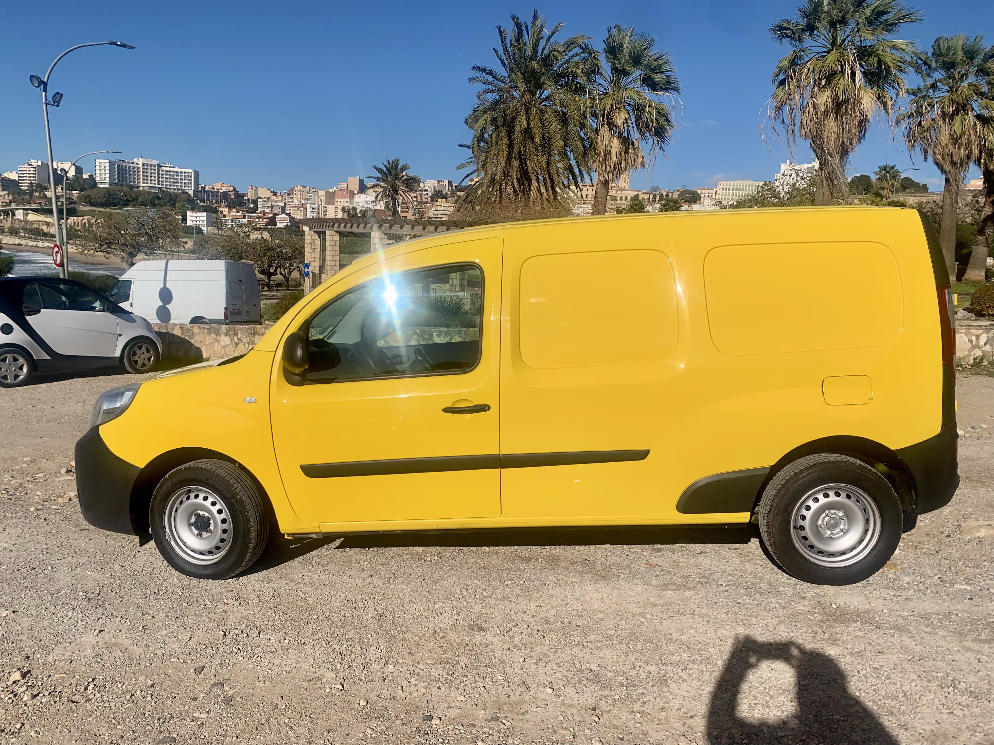 Renault Kangoo Van Camperizada con Aire acondicionado