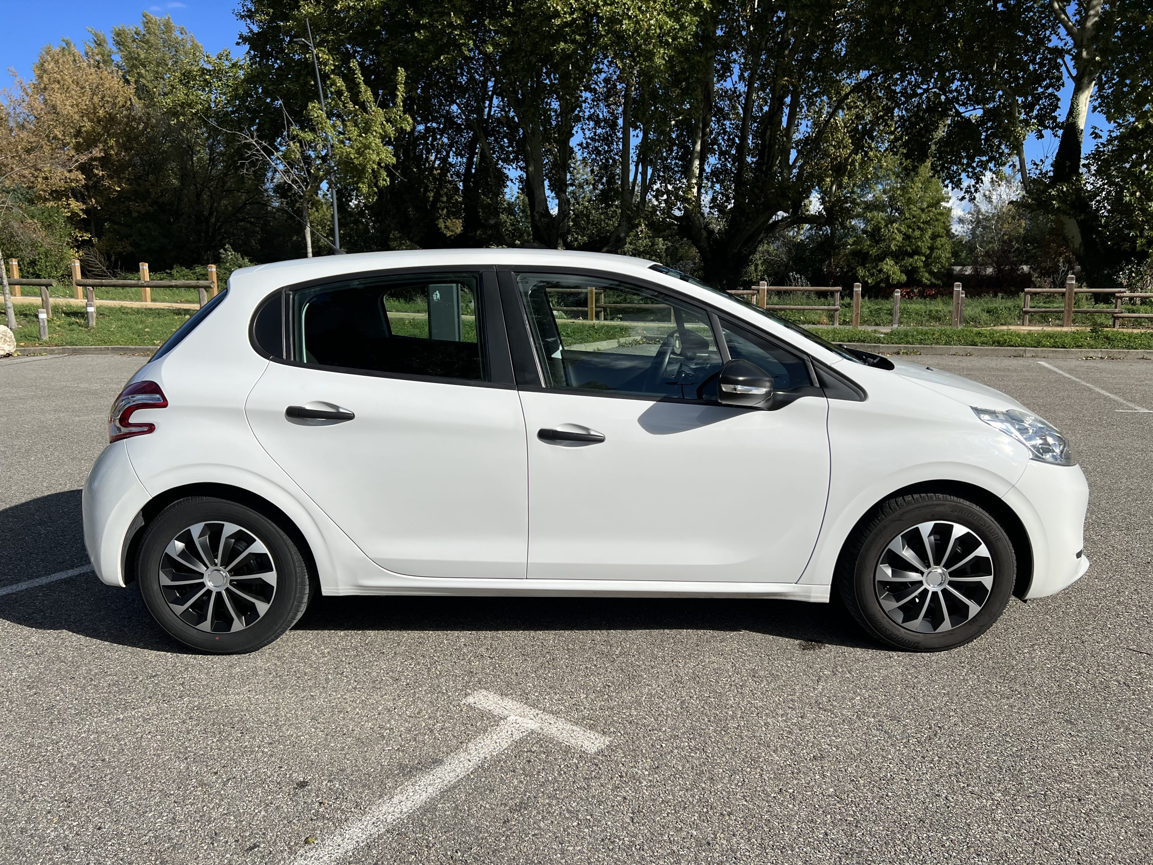 Peugeot 208 avec Régulateur de vitesse