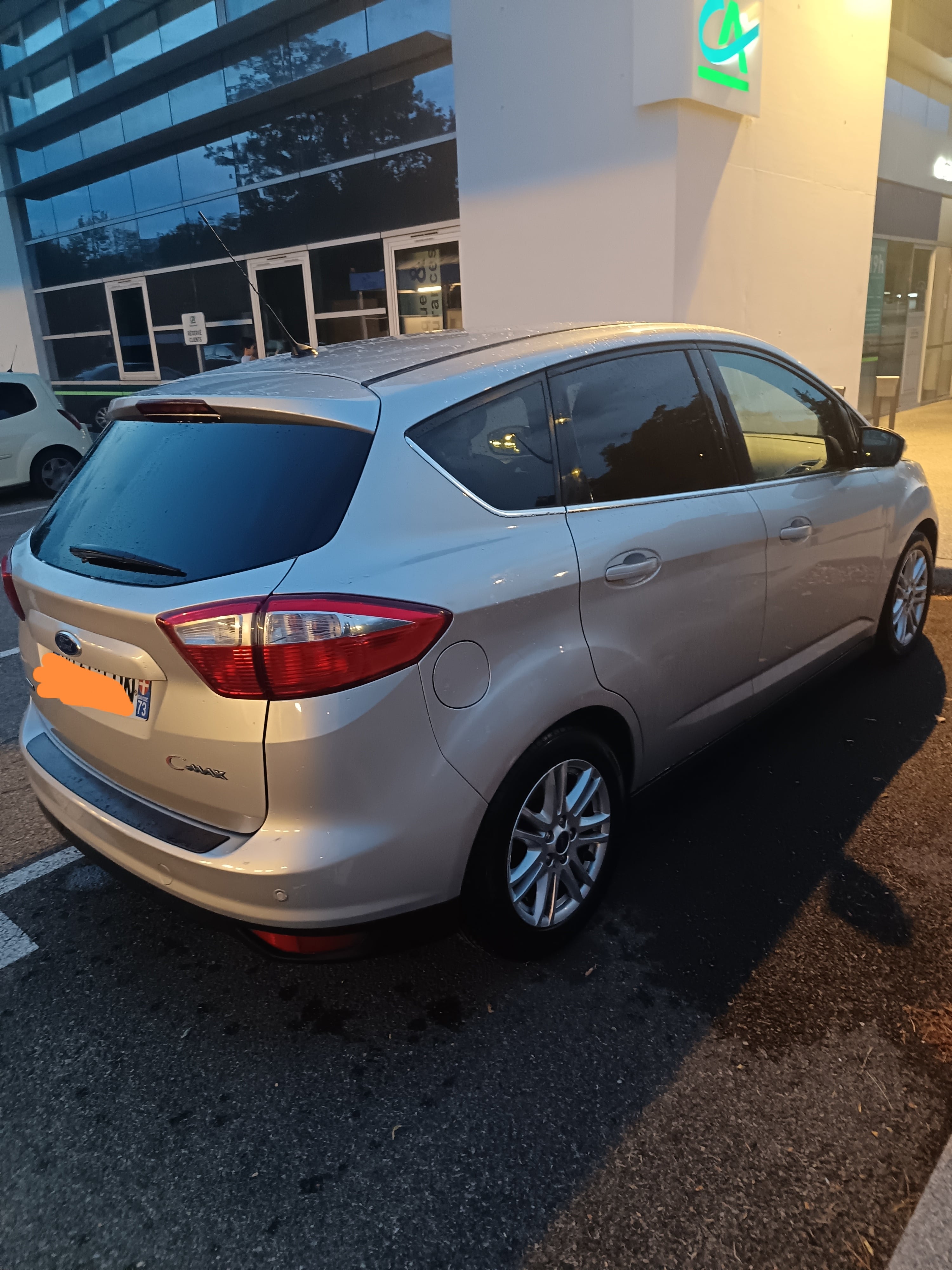 Ford C-Max avec Régulateur de vitesse