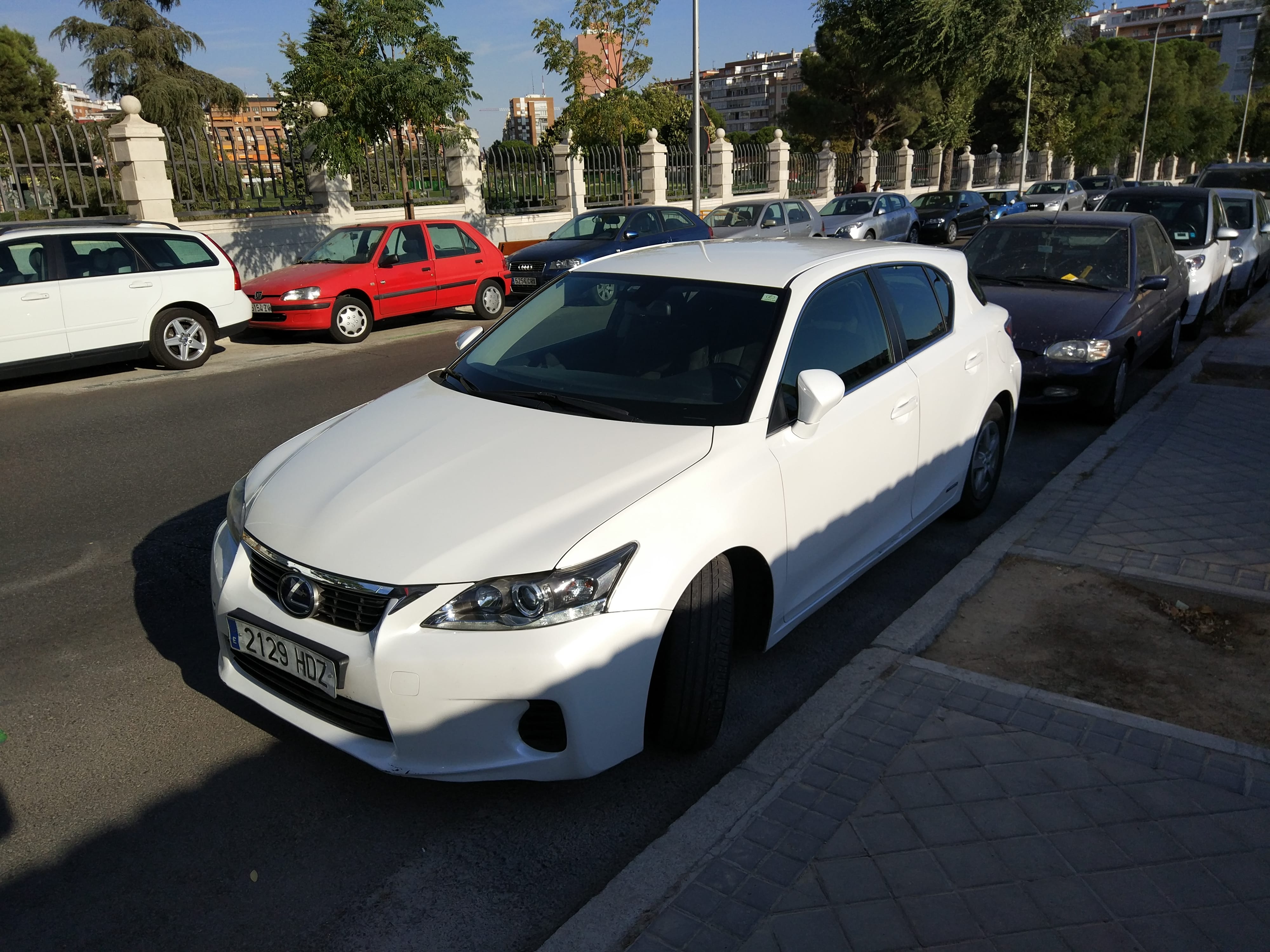 Lexus CT 200 h, 2011, Gasolina 95 / Elektro (Hybrid), Automatik