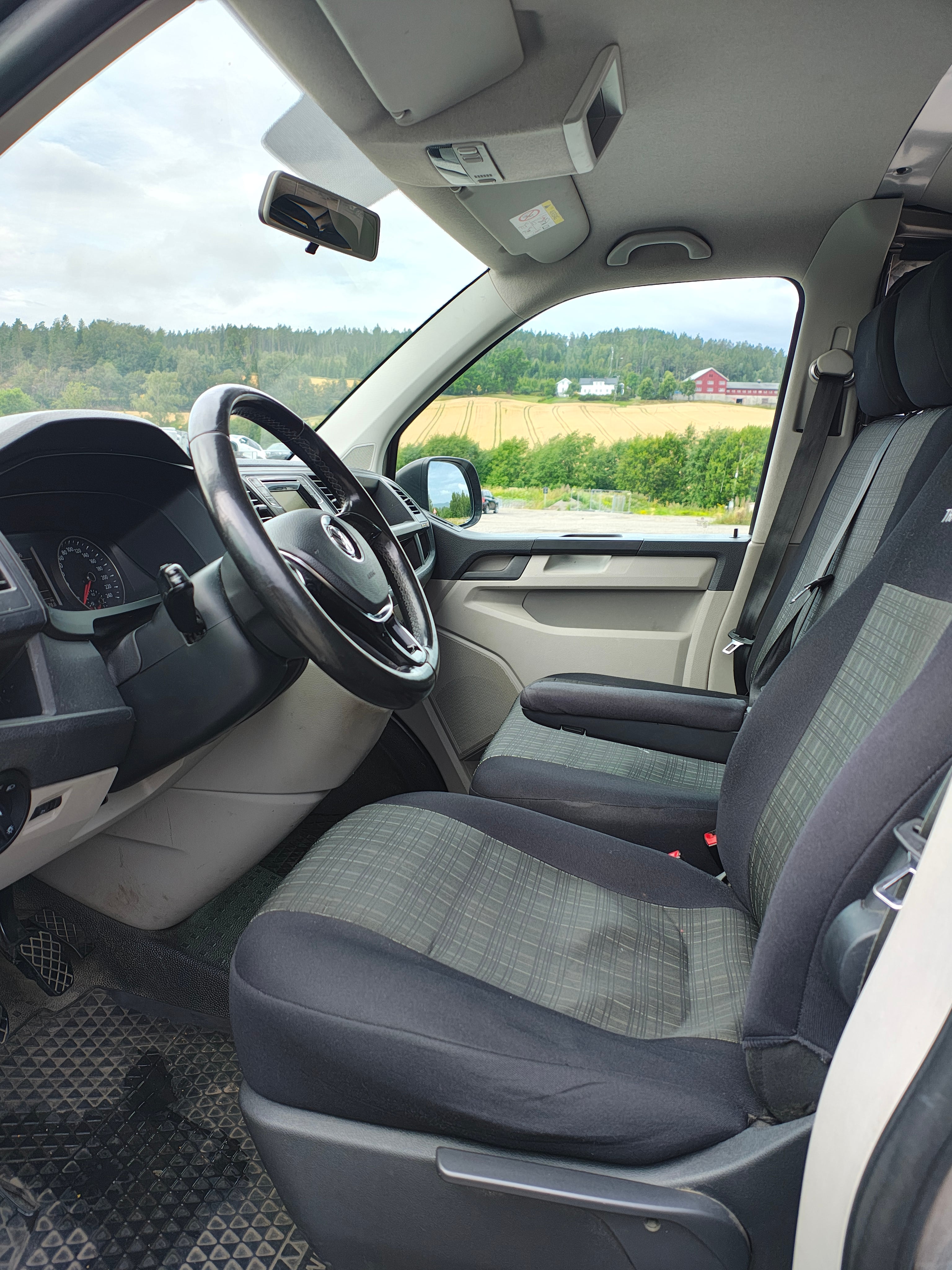 Volkswagen Transporter med Vinterdekk