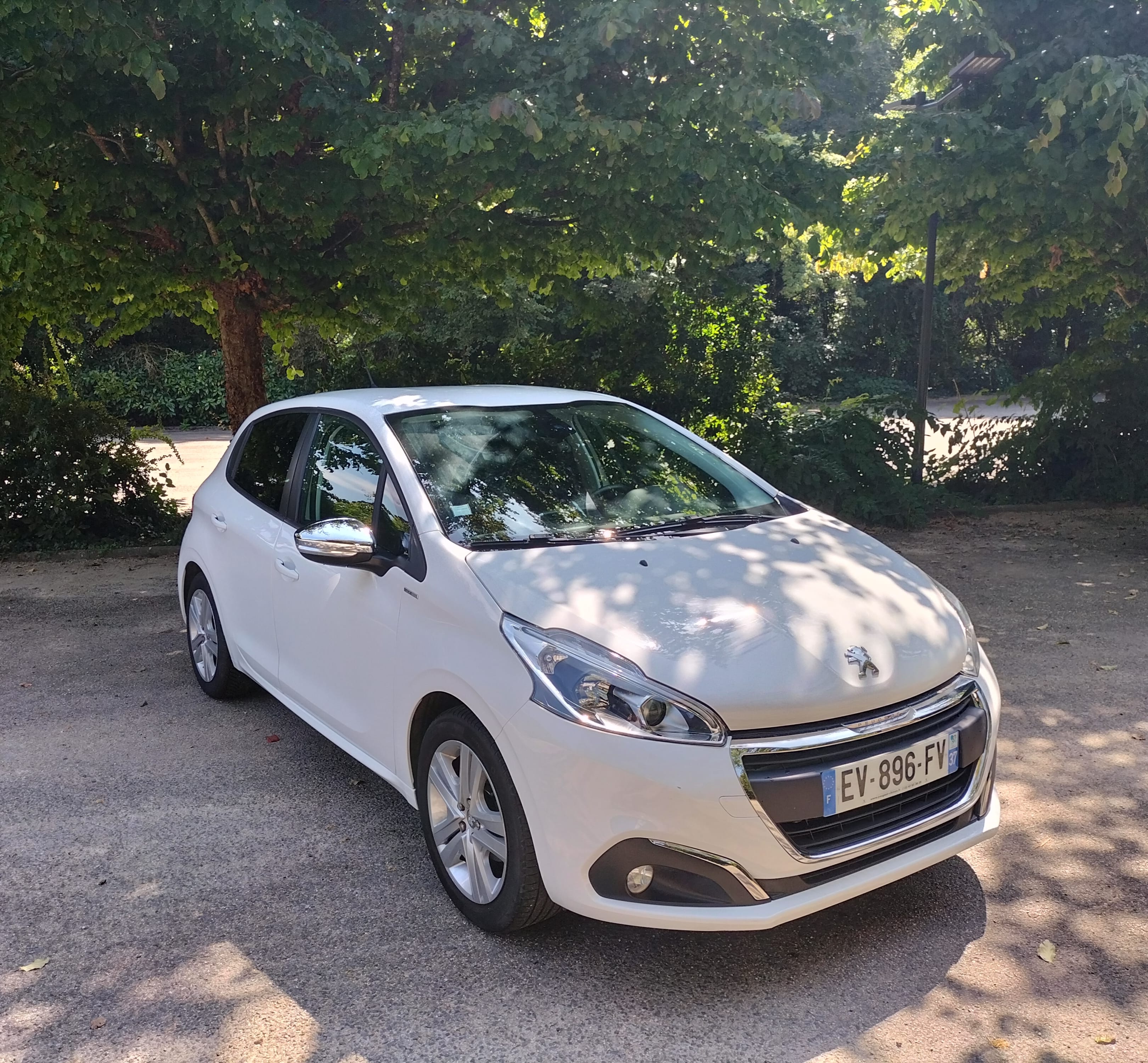 Peugeot 208, 2018, Essence 95