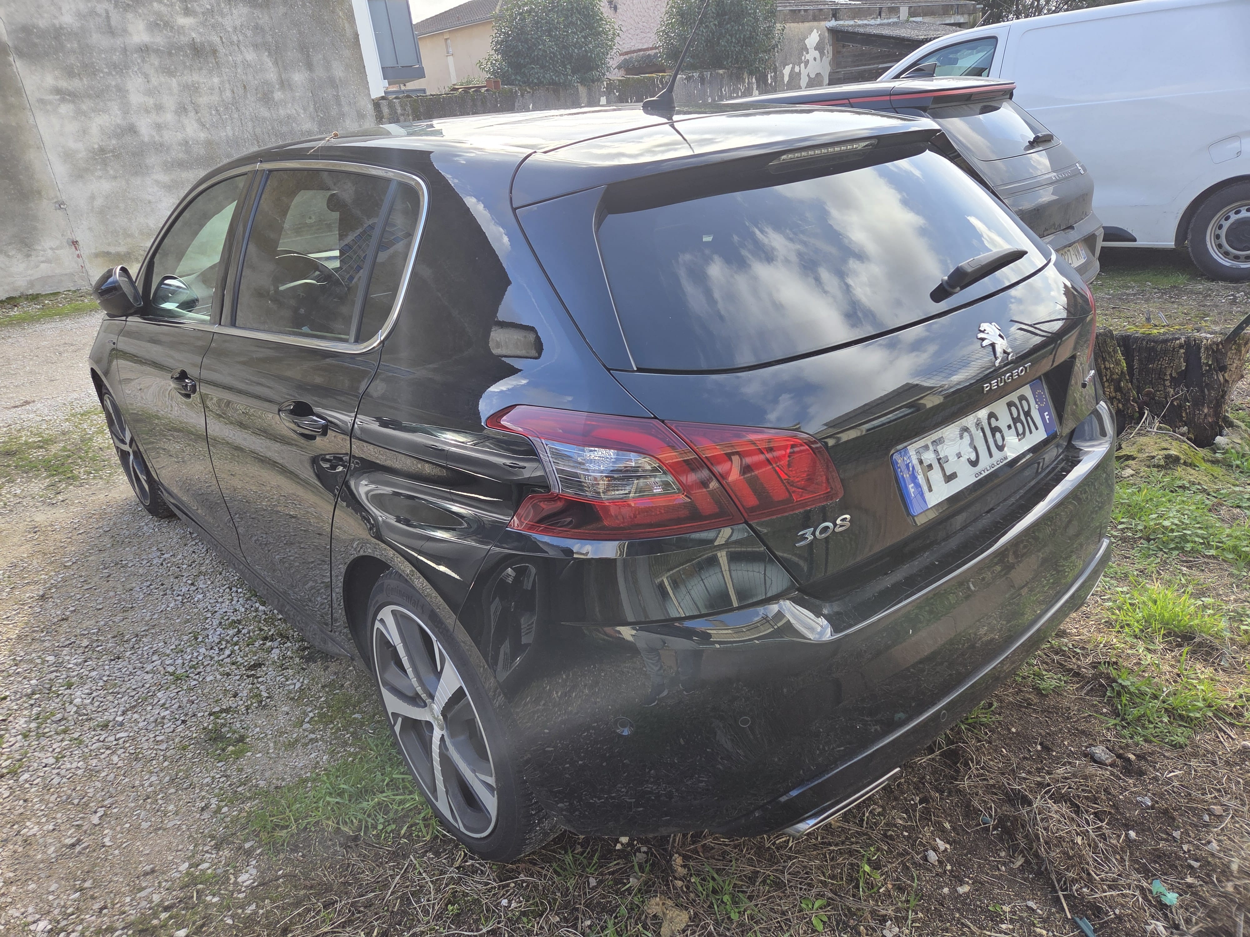 Peugeot 308 GT Line 130 CH mit Klimaanlage