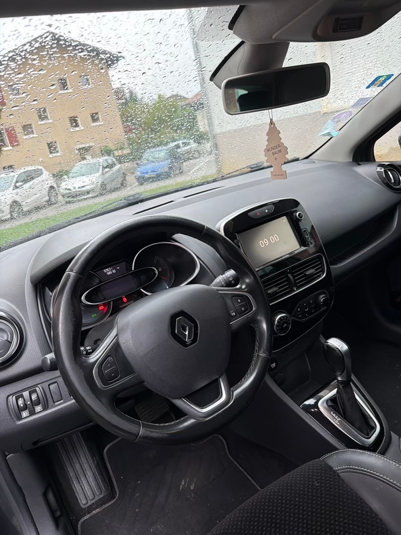 Renault Clio avec Climatisation
