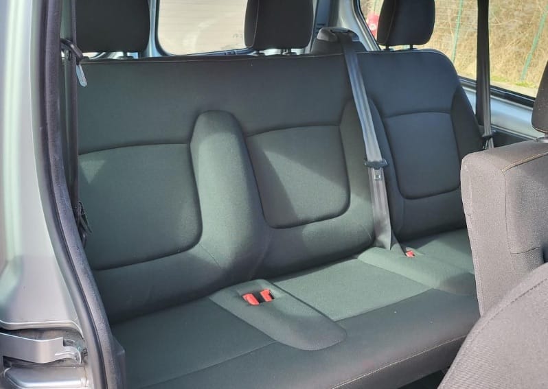 Renault Trafic Passenger con Silla infantil