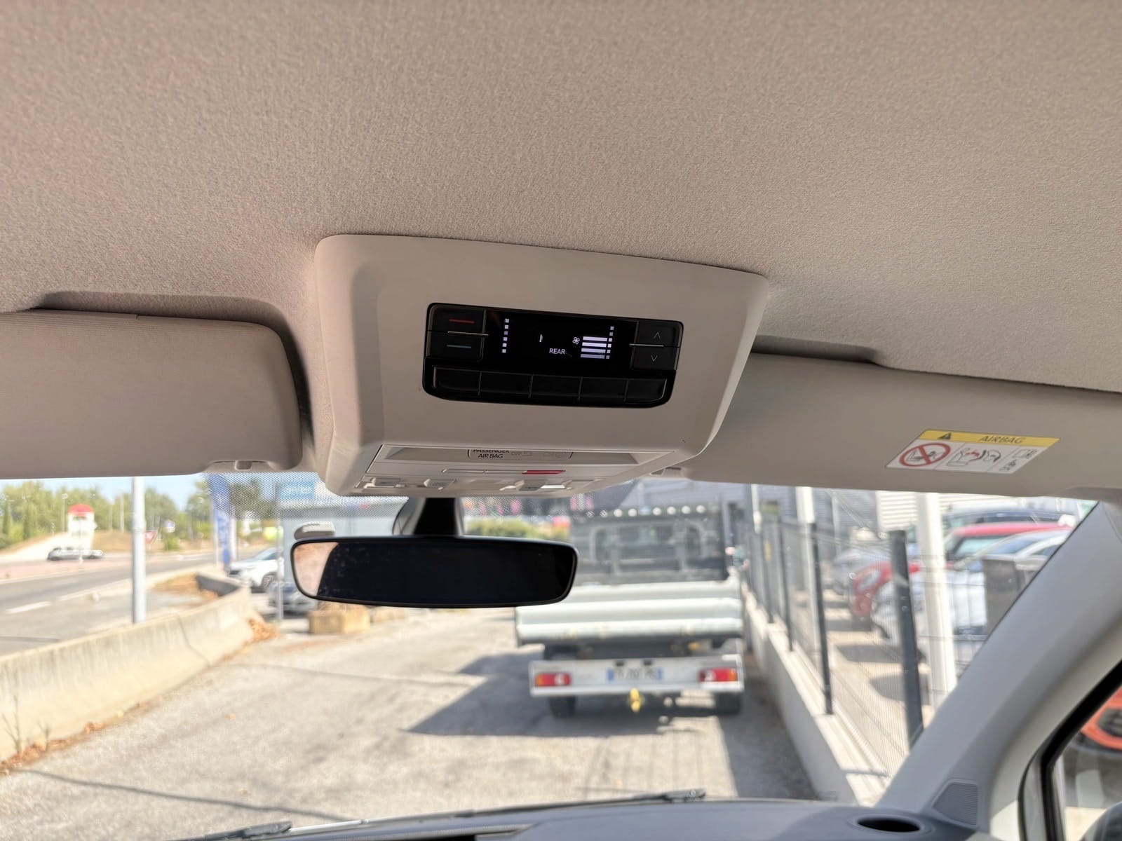 Volkswagen Transporter 6.1 Business Line avec Audio Bluetooth