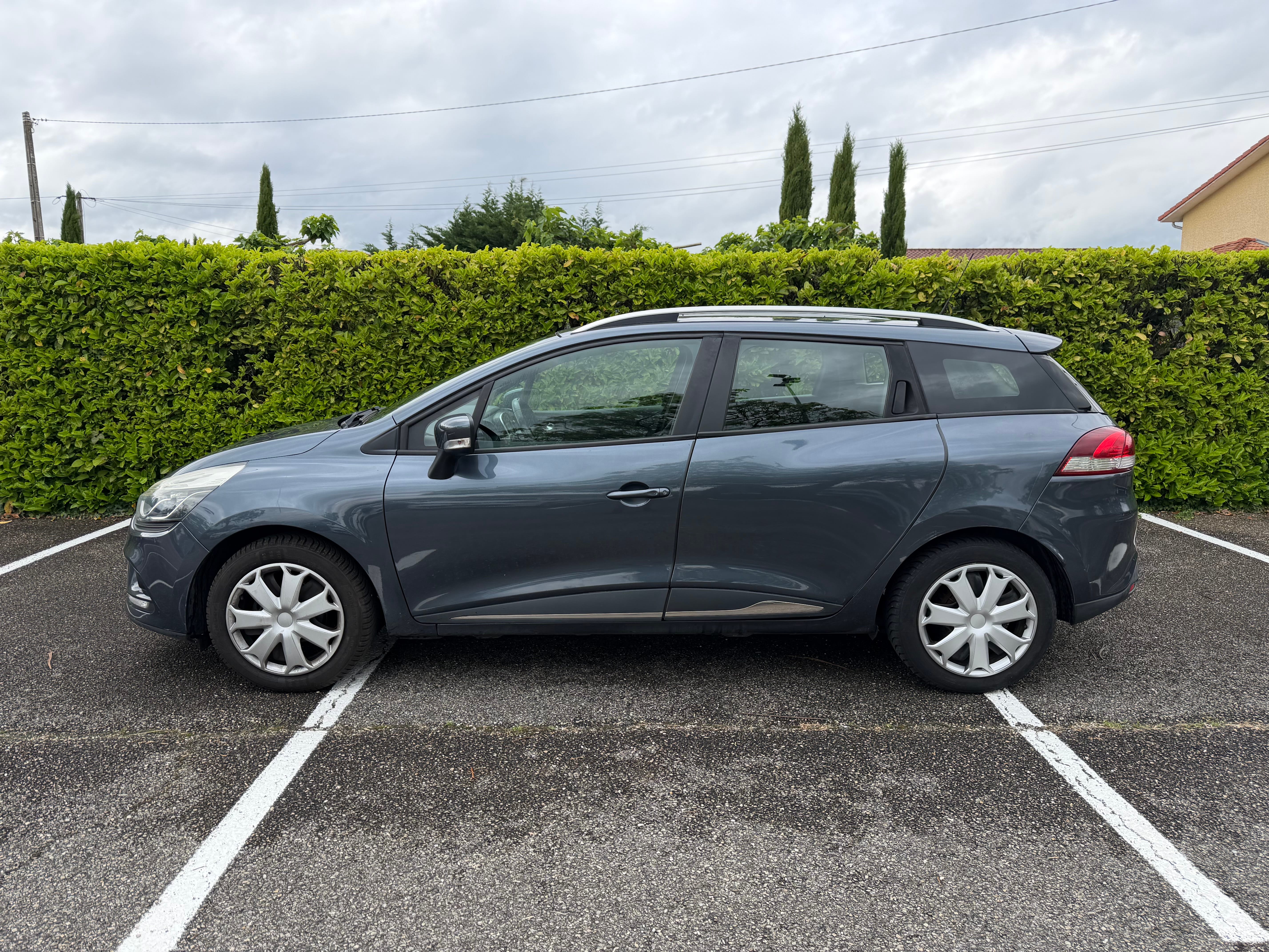 Renault Clio avec Climatisation