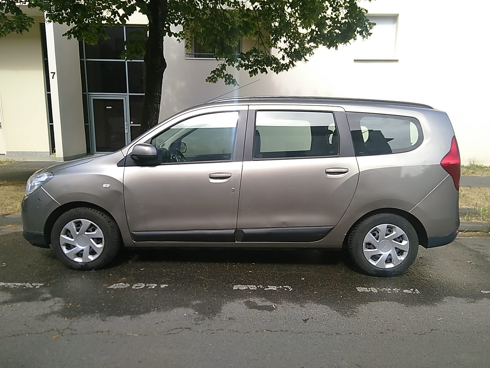 Dacia Lodgy avec Climatisation