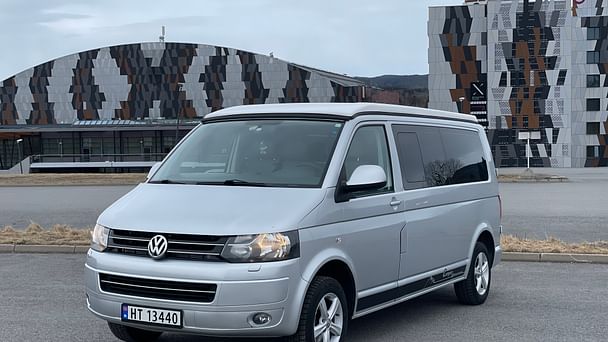 Volkswagen Transporter Combi med GPS