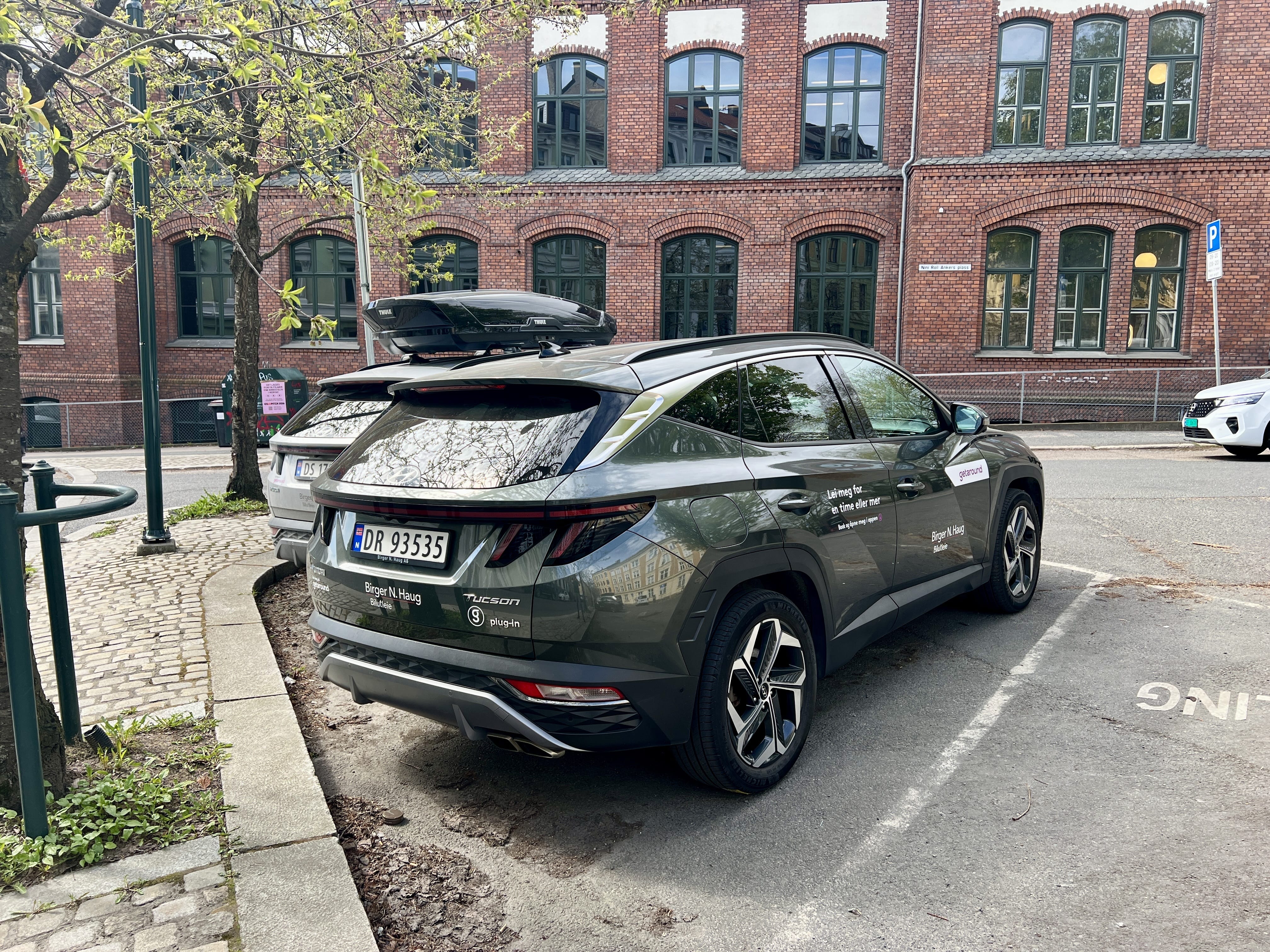 Hyundai Tucson Hybrid Limited with Backup camera