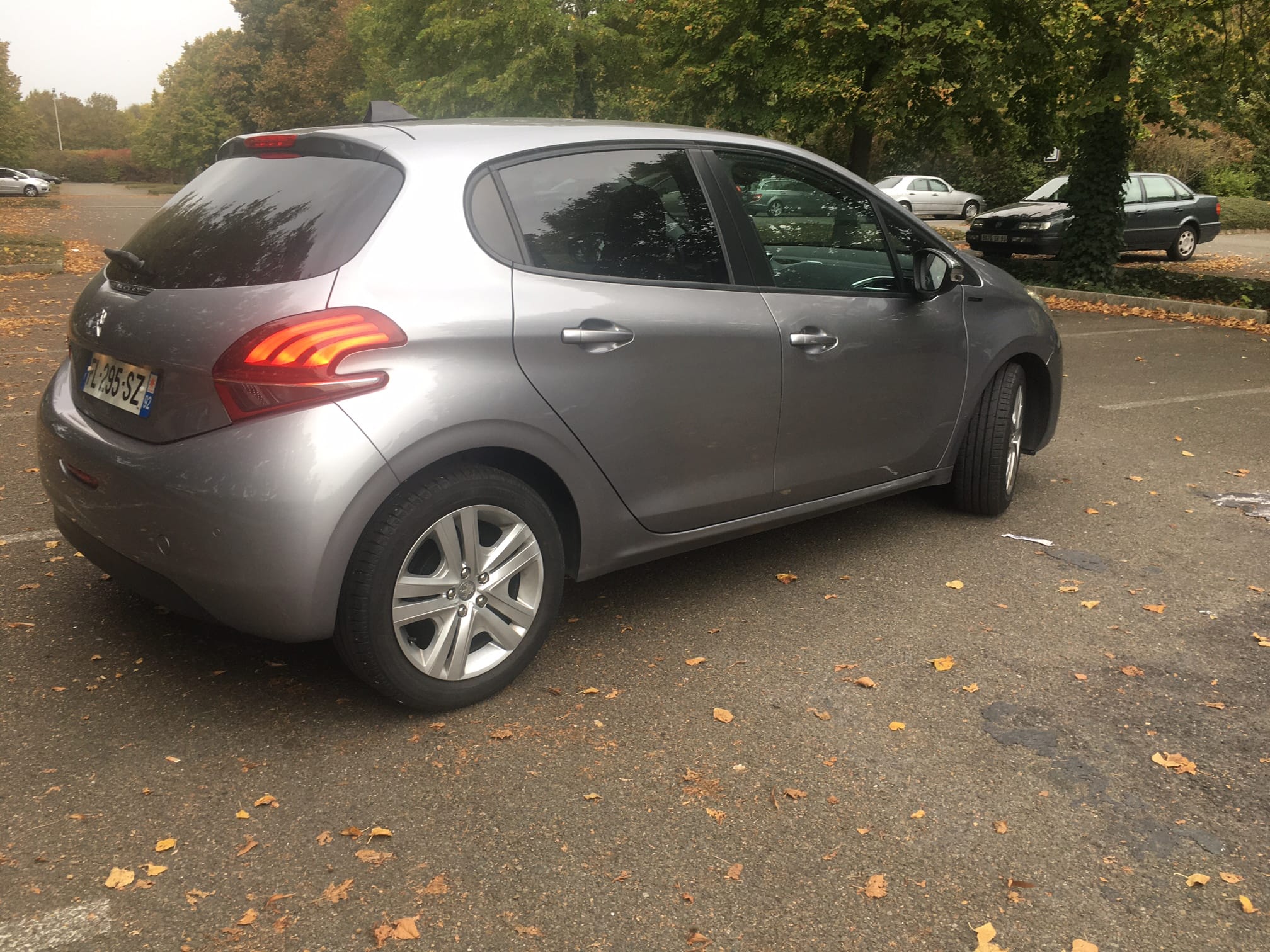 Peugeot 208 avec GPS