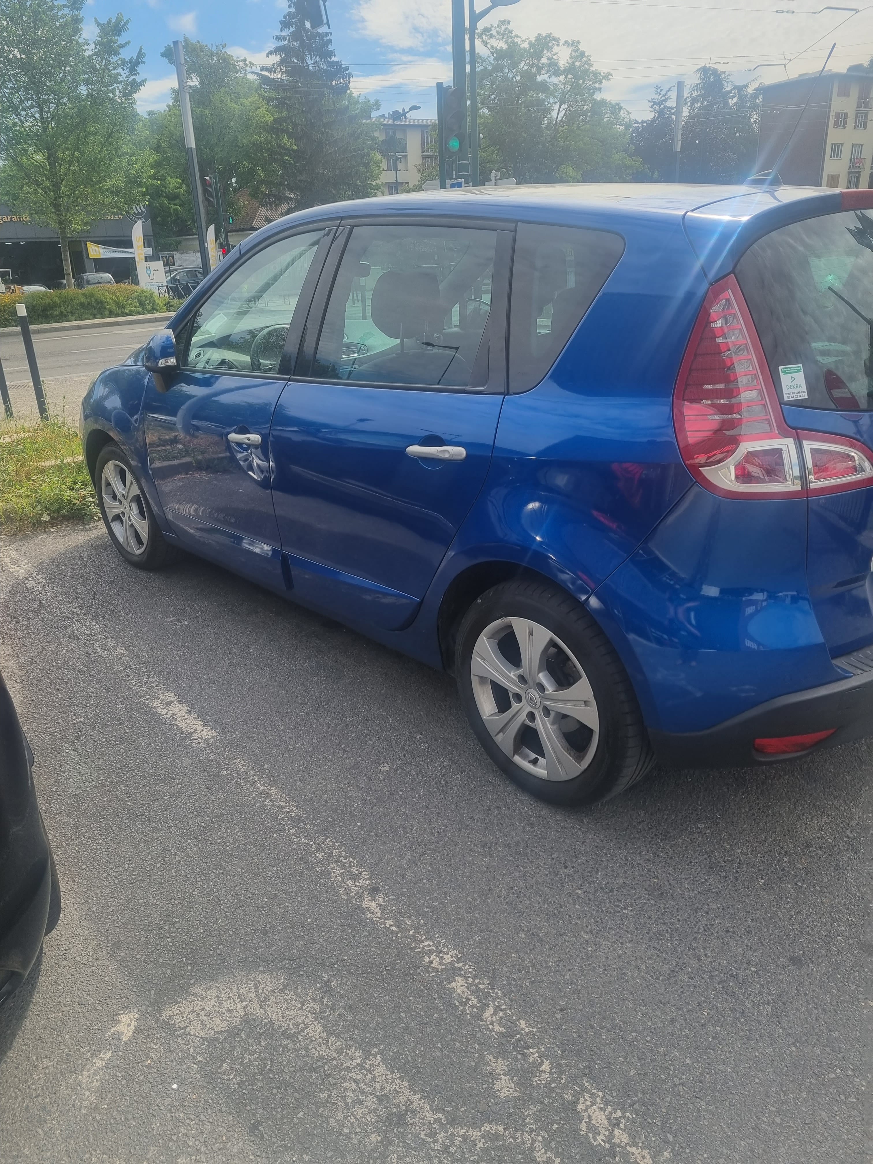 Renault Scenic avec Climatisation