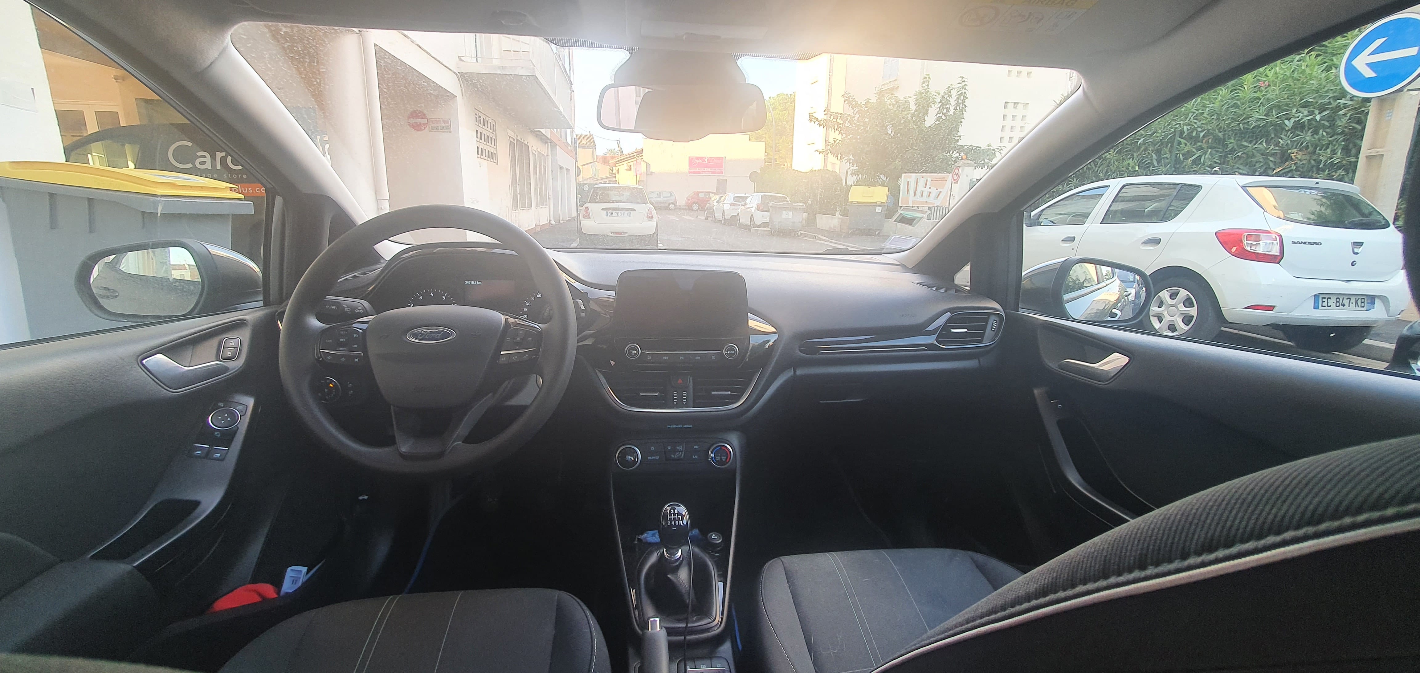 Ford Fiesta avec GPS