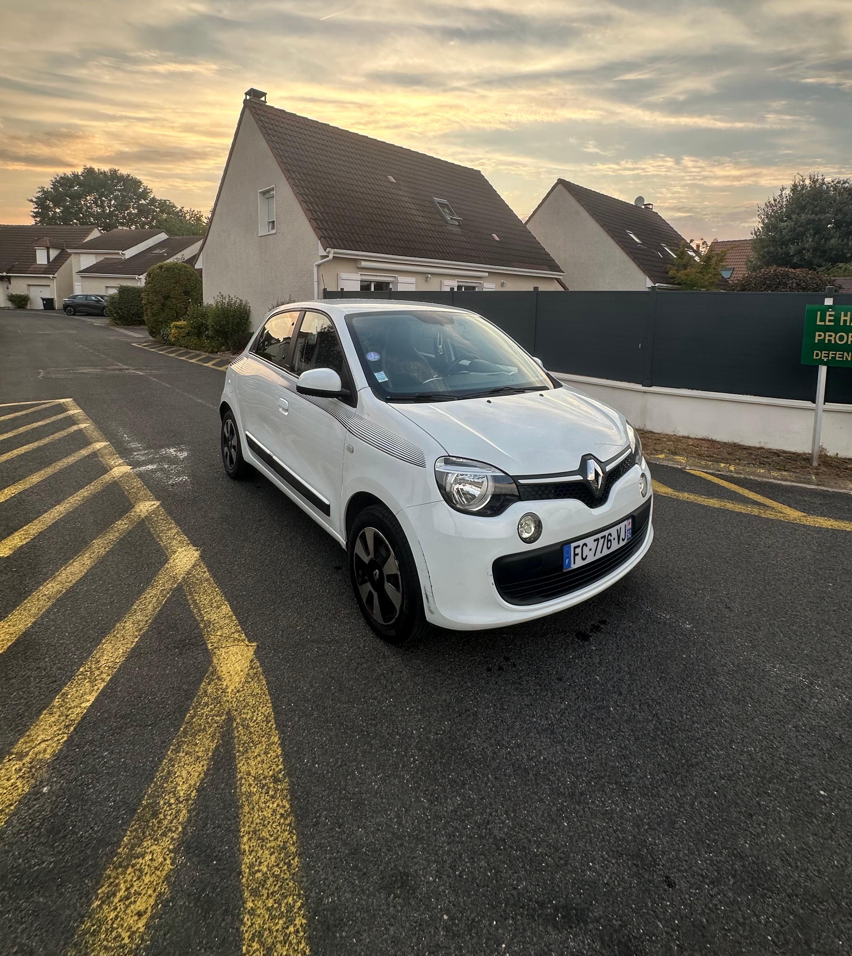 Renault Twingo III 1.0 Sce avec Climatisation