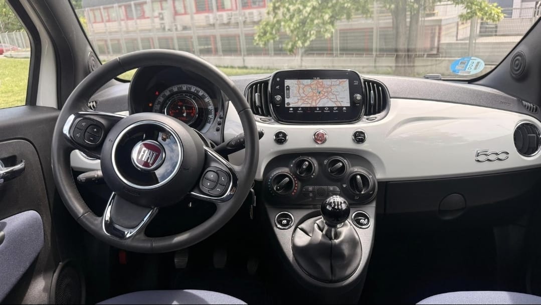 Fiat 500 Híbrido avec GPS