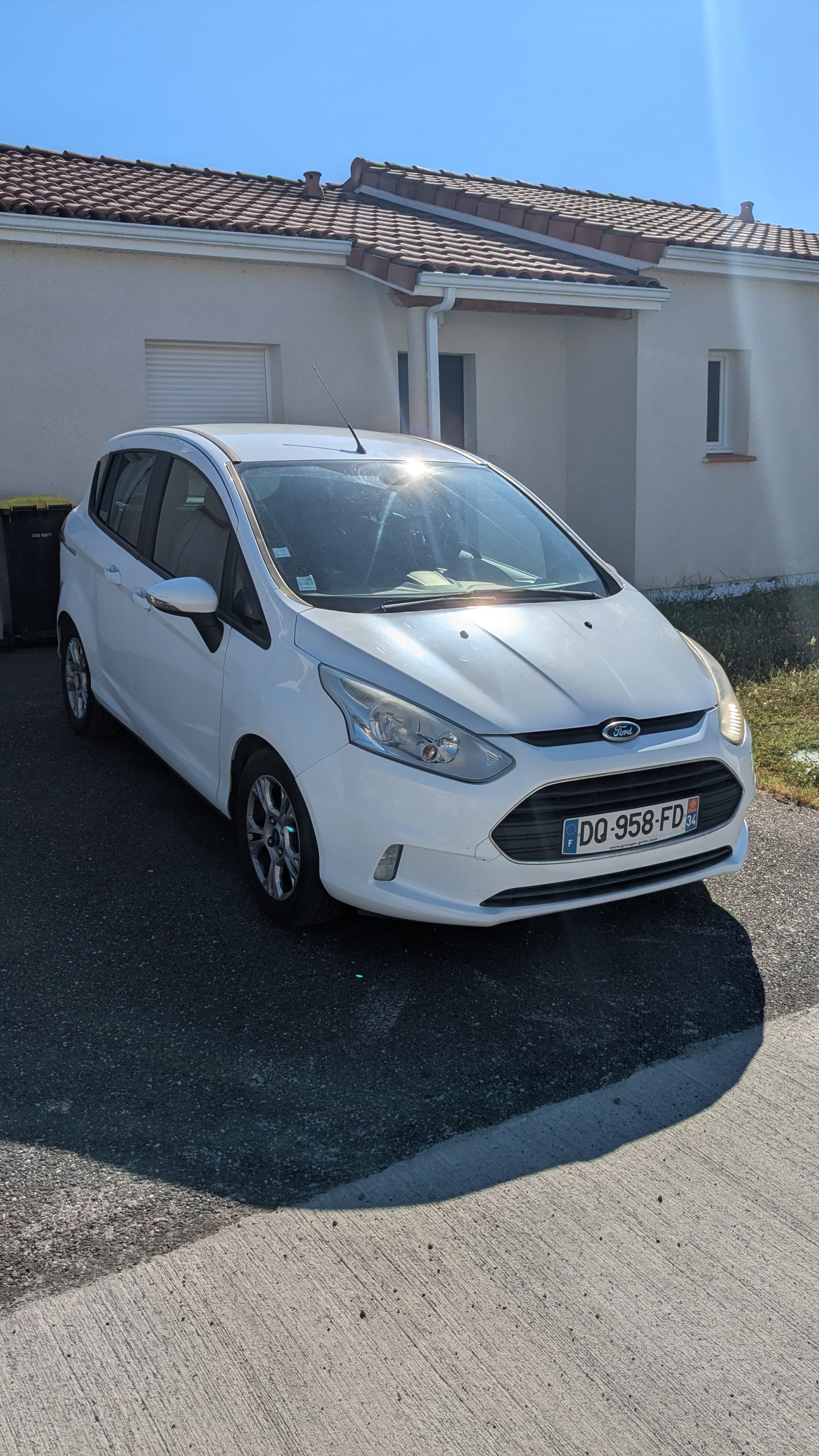 Ford B-Max avec Siège bébé