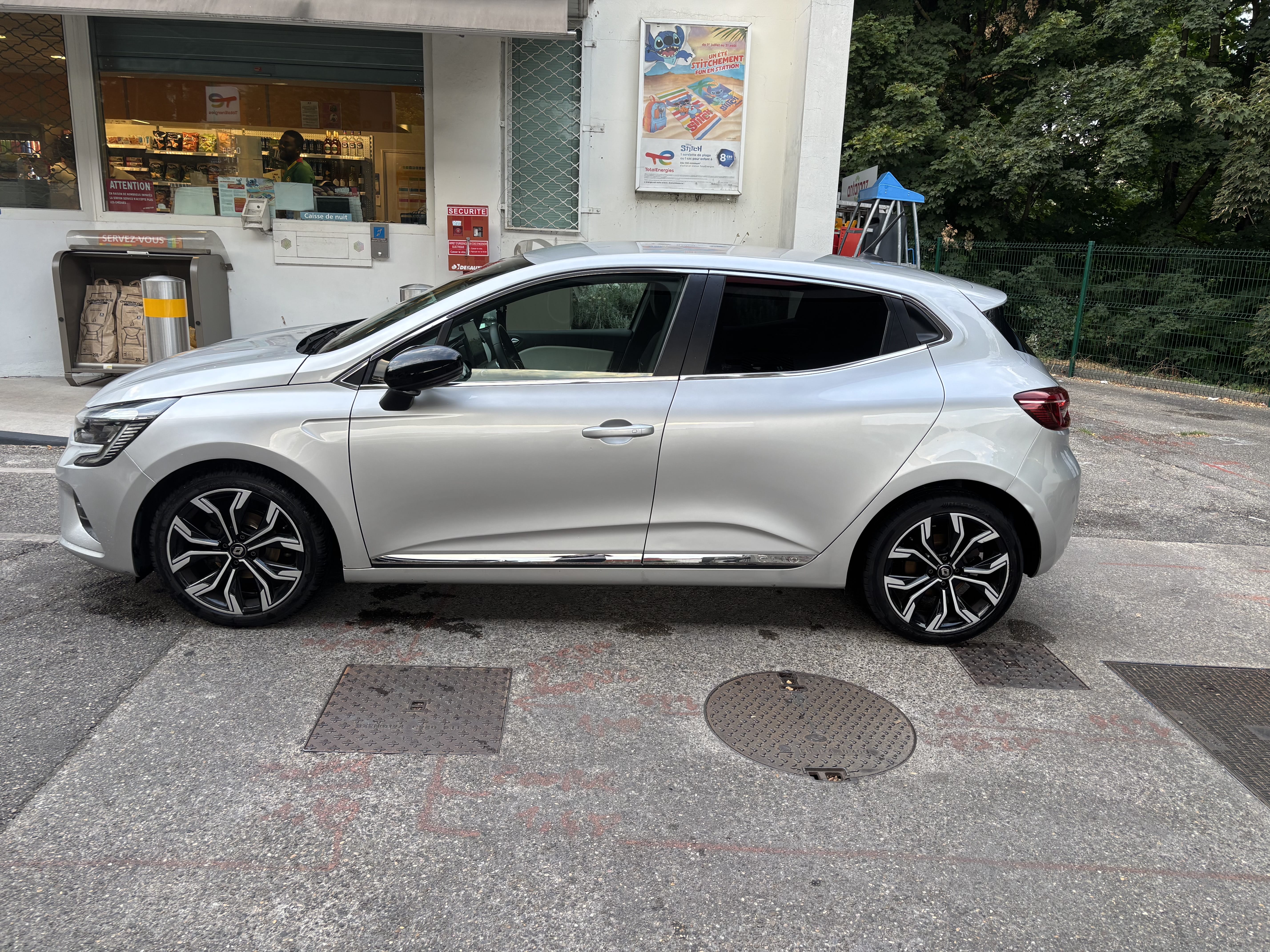 Renault Clio avec Climatisation