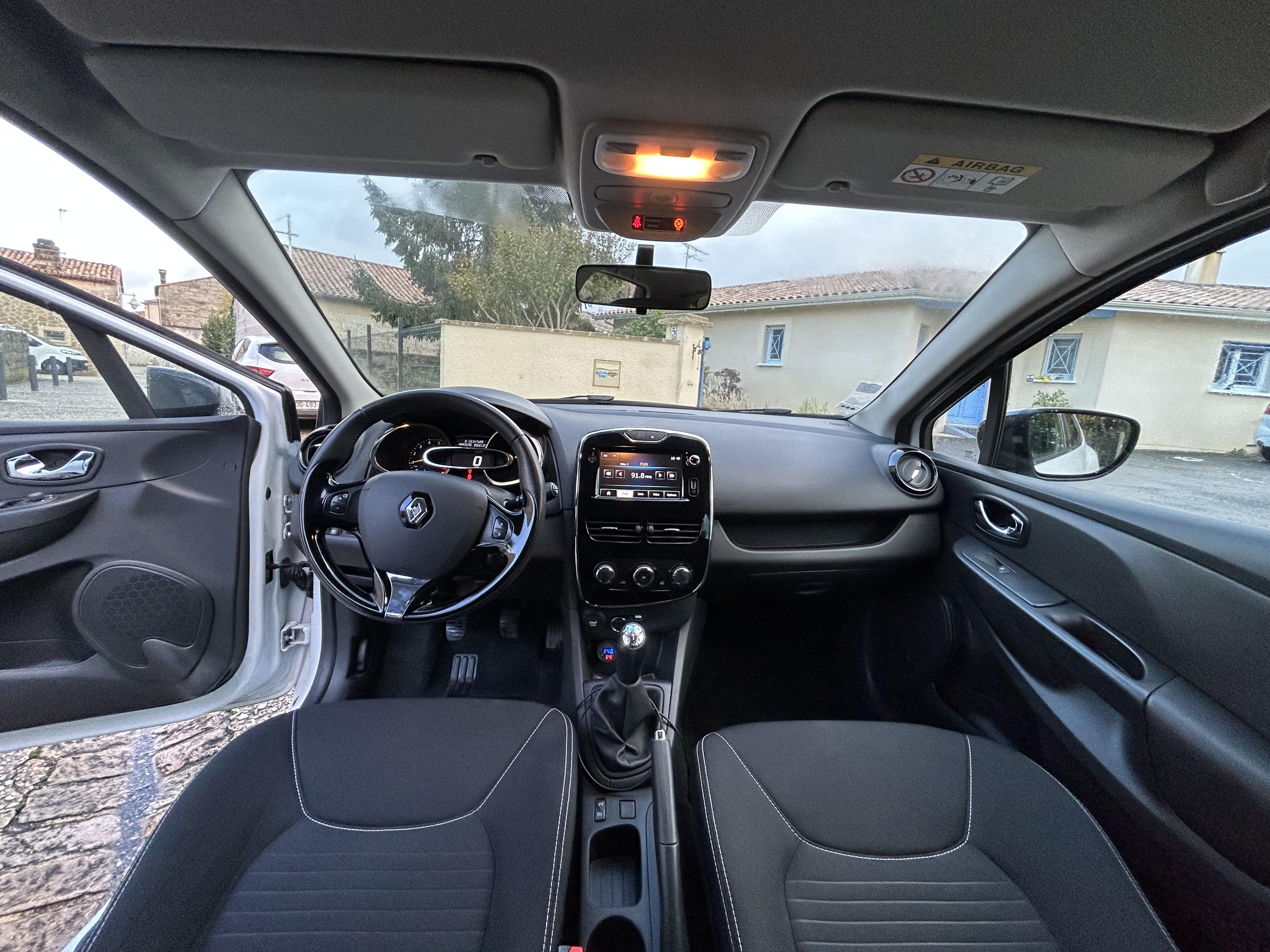 Renault Clio IV Limited avec Régulateur de vitesse
