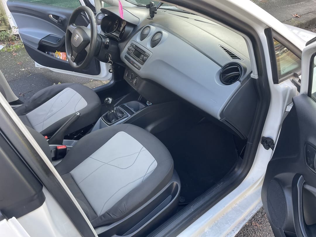 Seat Ibiza 1.2 TDI avec Audio Bluetooth