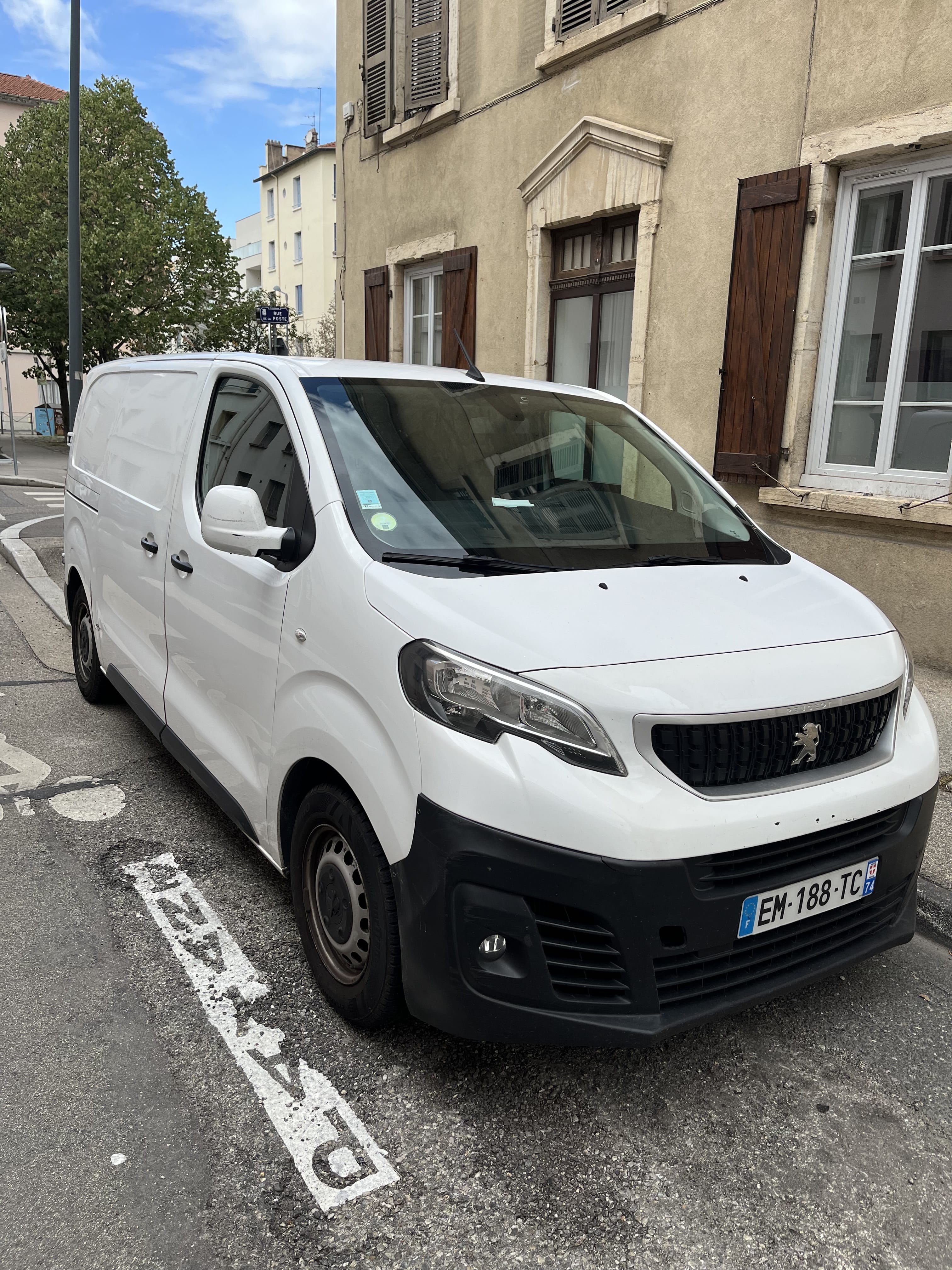 Peugeot Expert avec Pneus neige