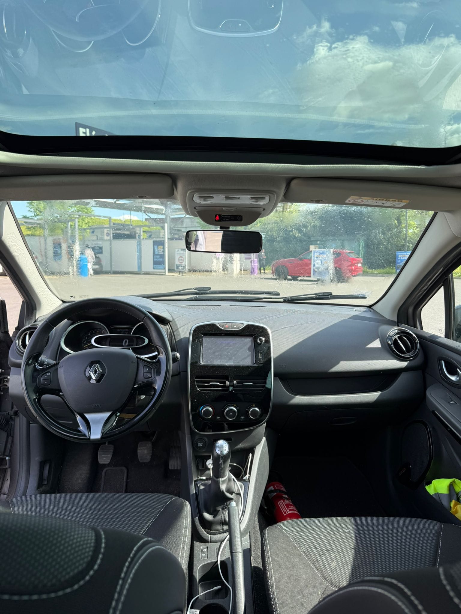 Renault Clio with Cruise control