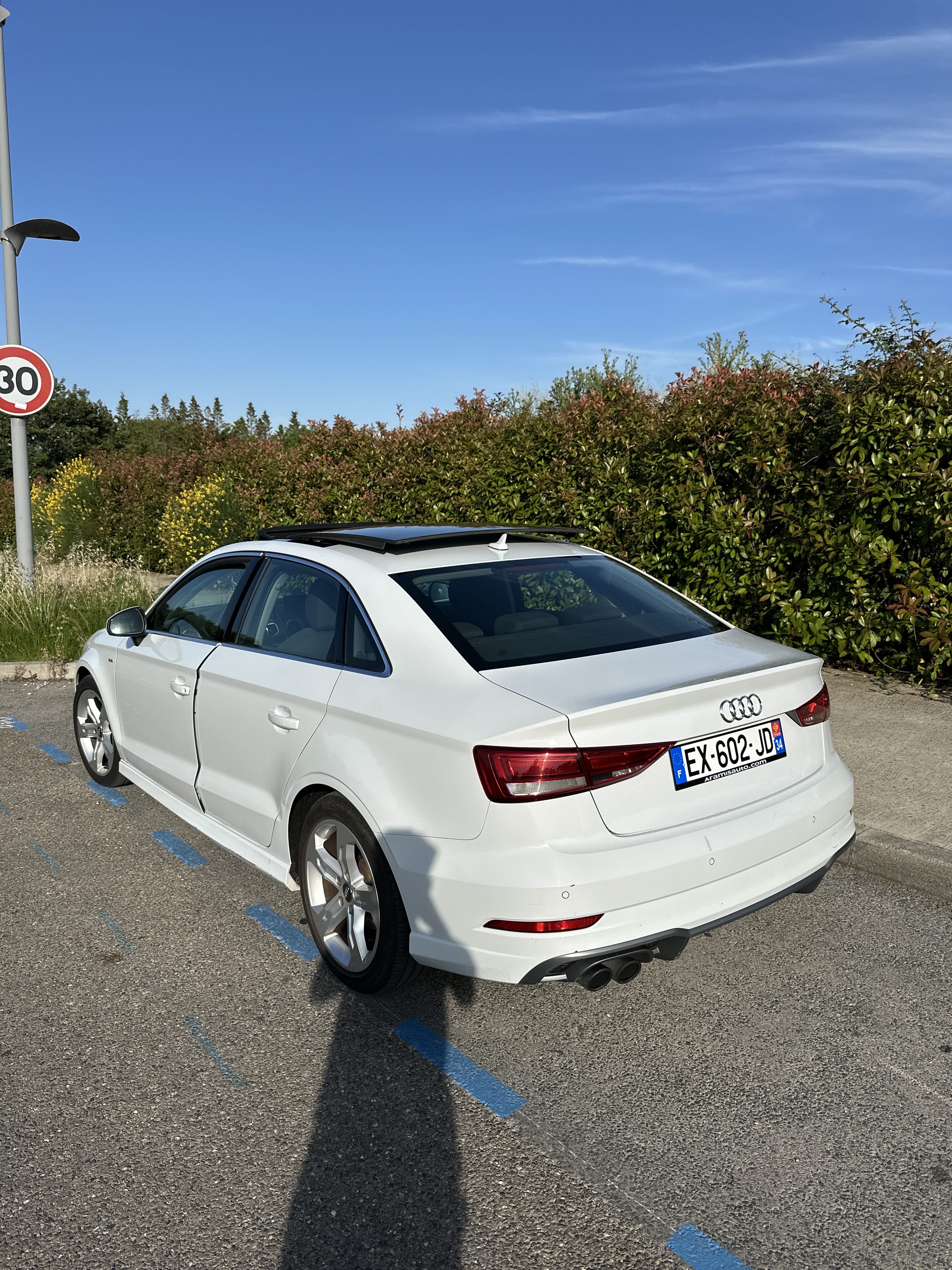 Audi A3 1.4 TFSI Berline avec Climatisation