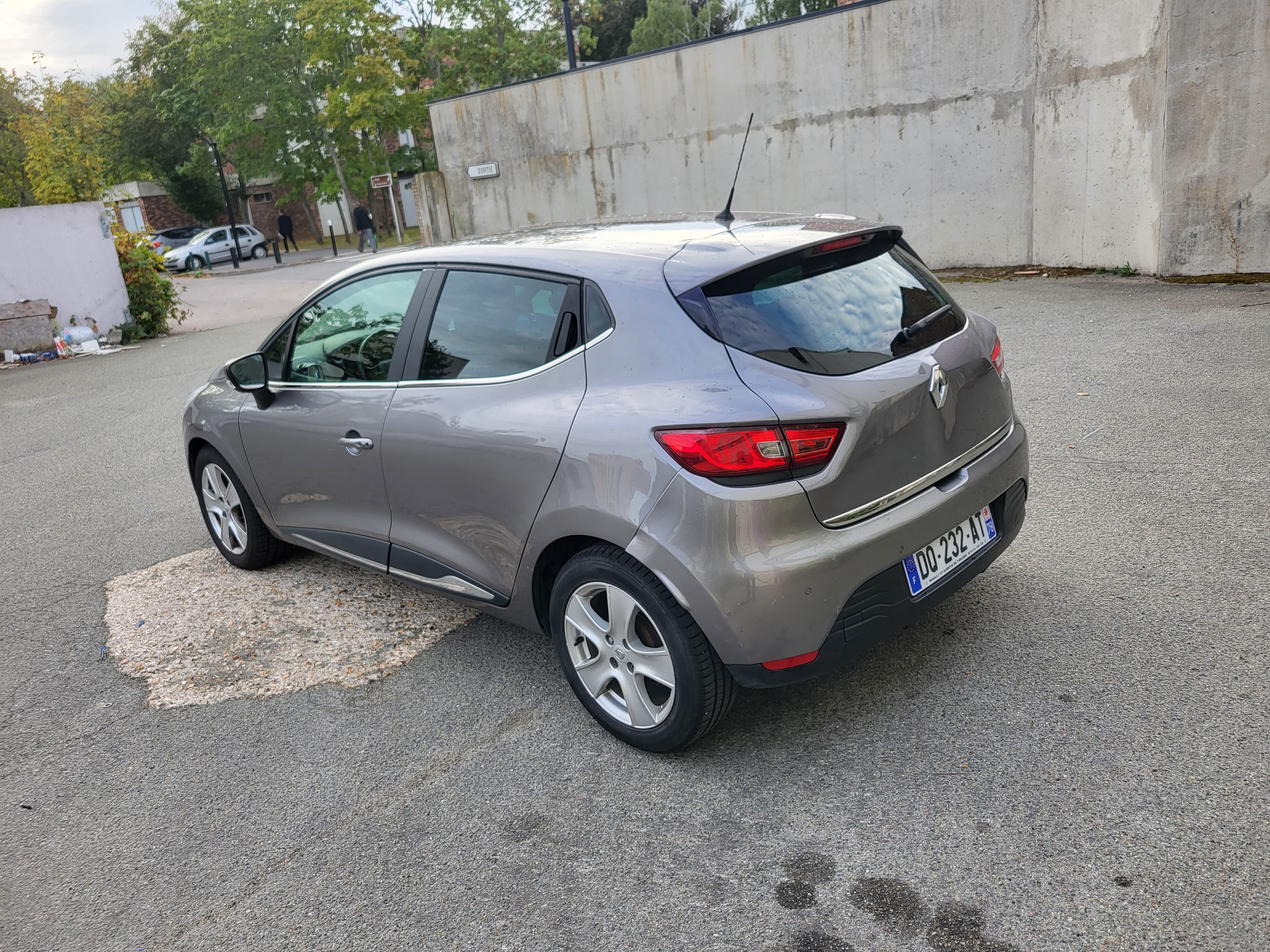 Renault Clio avec Climatisation