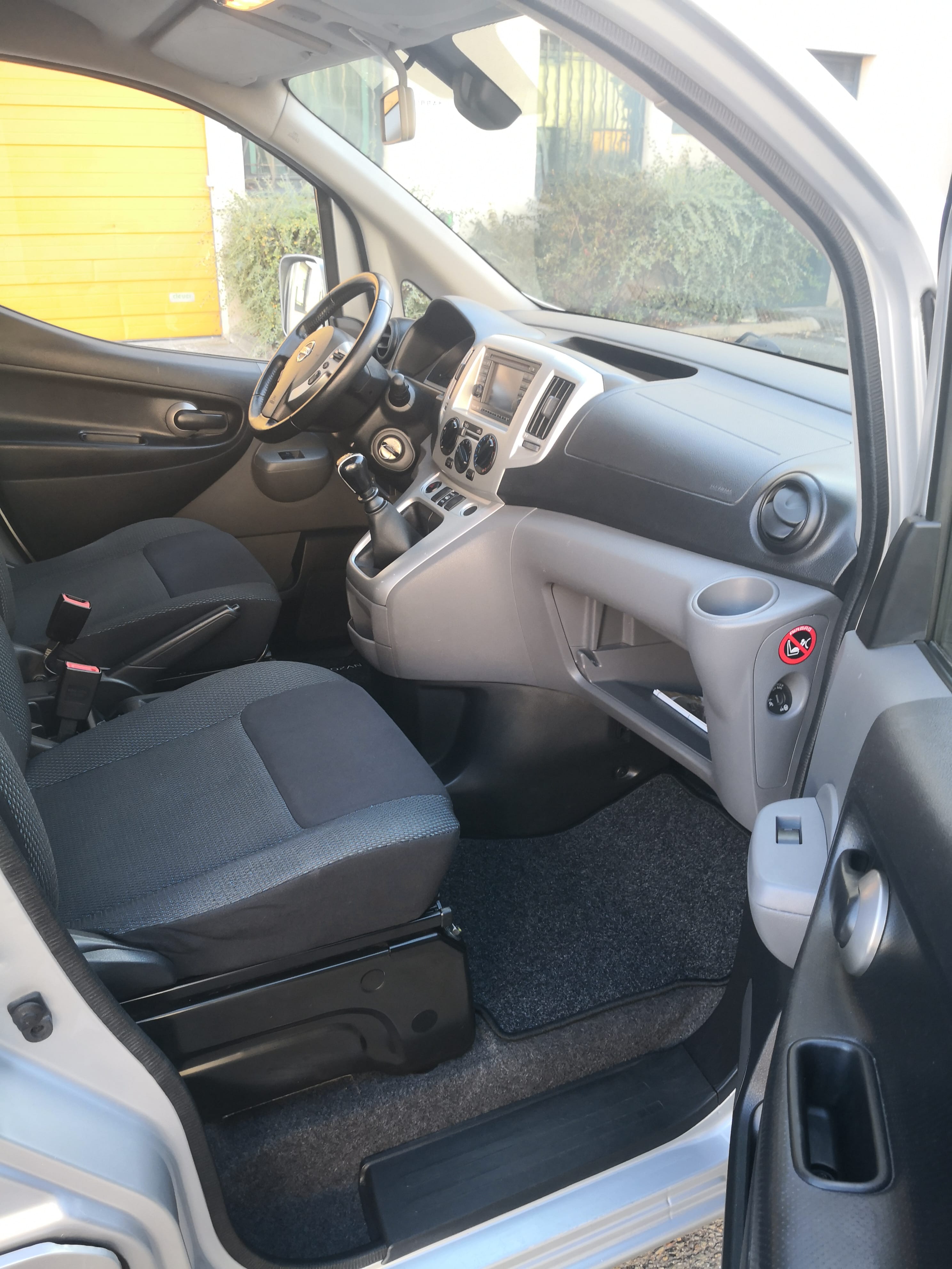 Nissan NV200 Combi EVALIA avec Audio Bluetooth